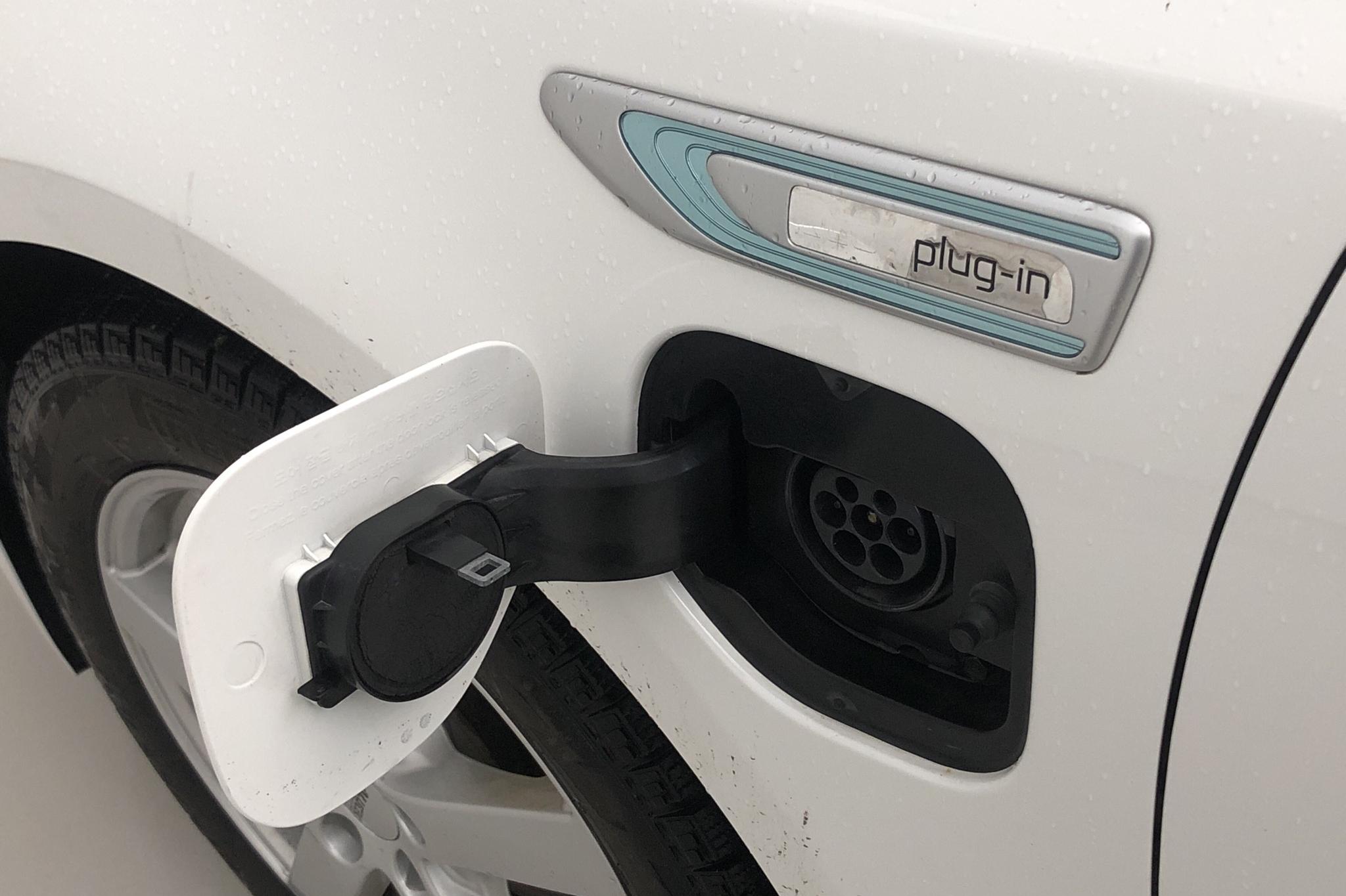 KIA Optima 2.0 GDi Plug-in Hybrid SW (205hk) - 114 580 km - Automatic - white - 2019