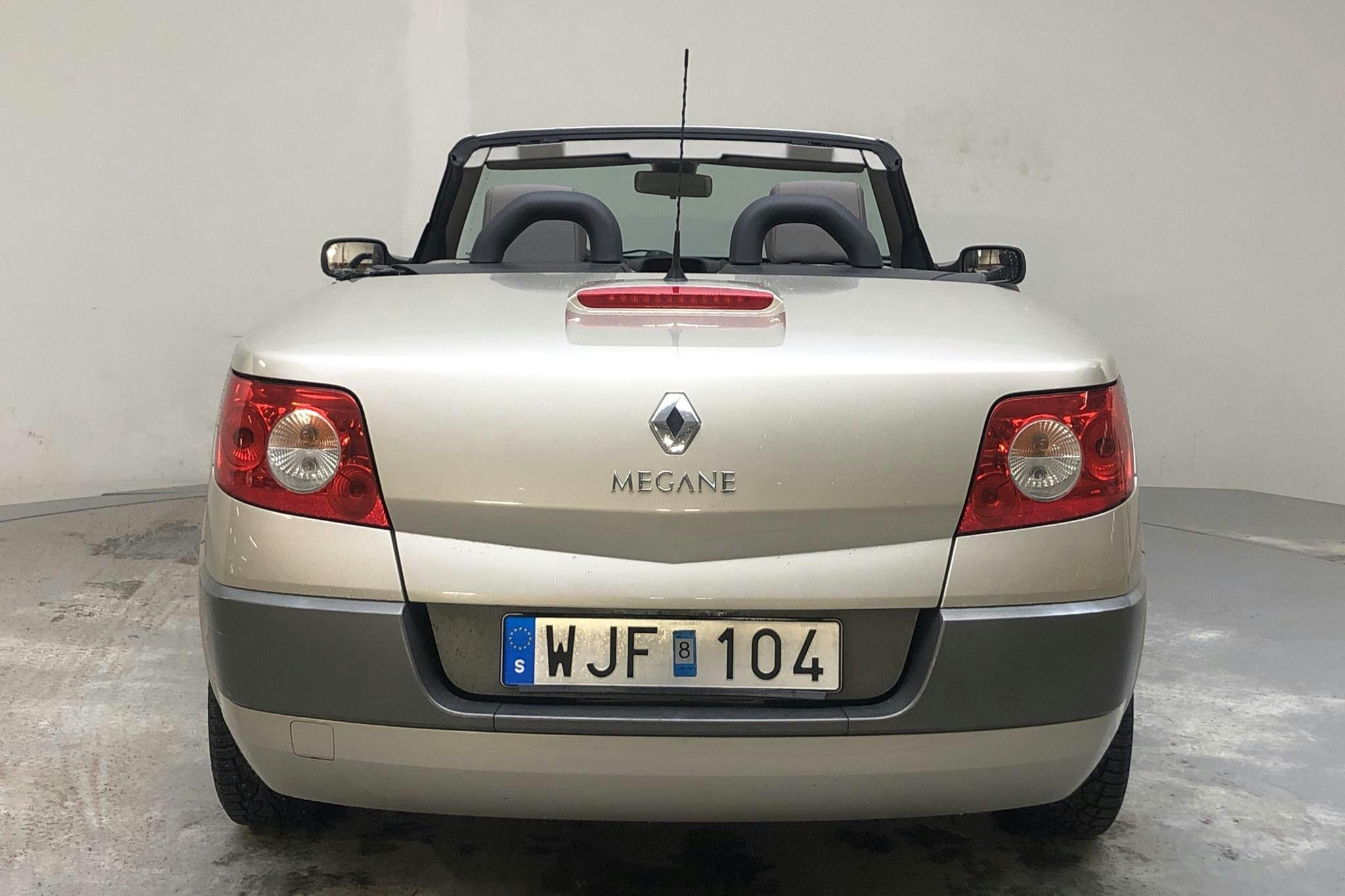 Renault Mégane Phas II 2.0 Cabriolet (134hk) - 33 410 km - Automatic - Light Grey - 2005