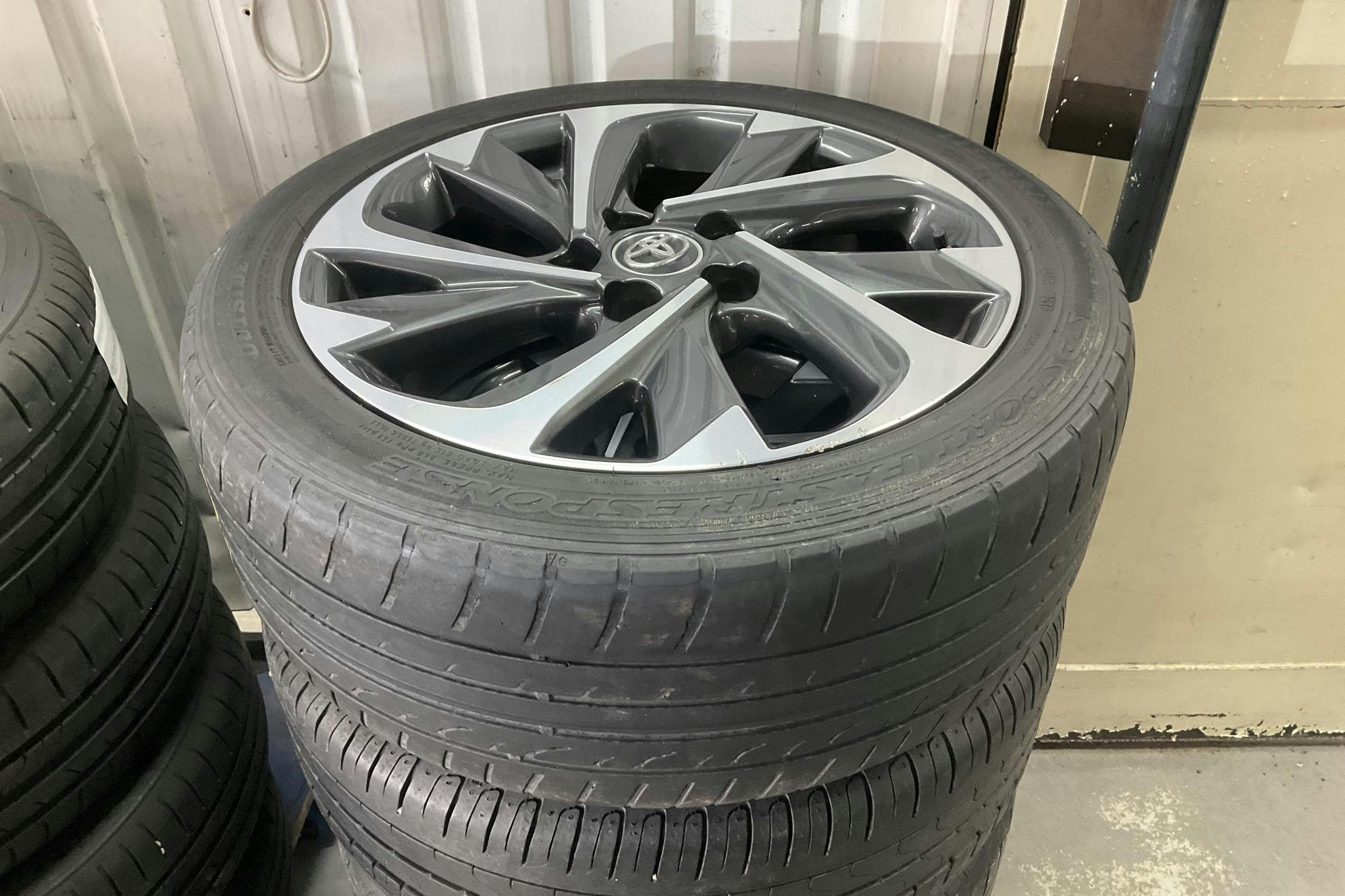 Toyota Auris 1.8 HSD Touring Sports - 11 508 mil - Automat - blå - 2015