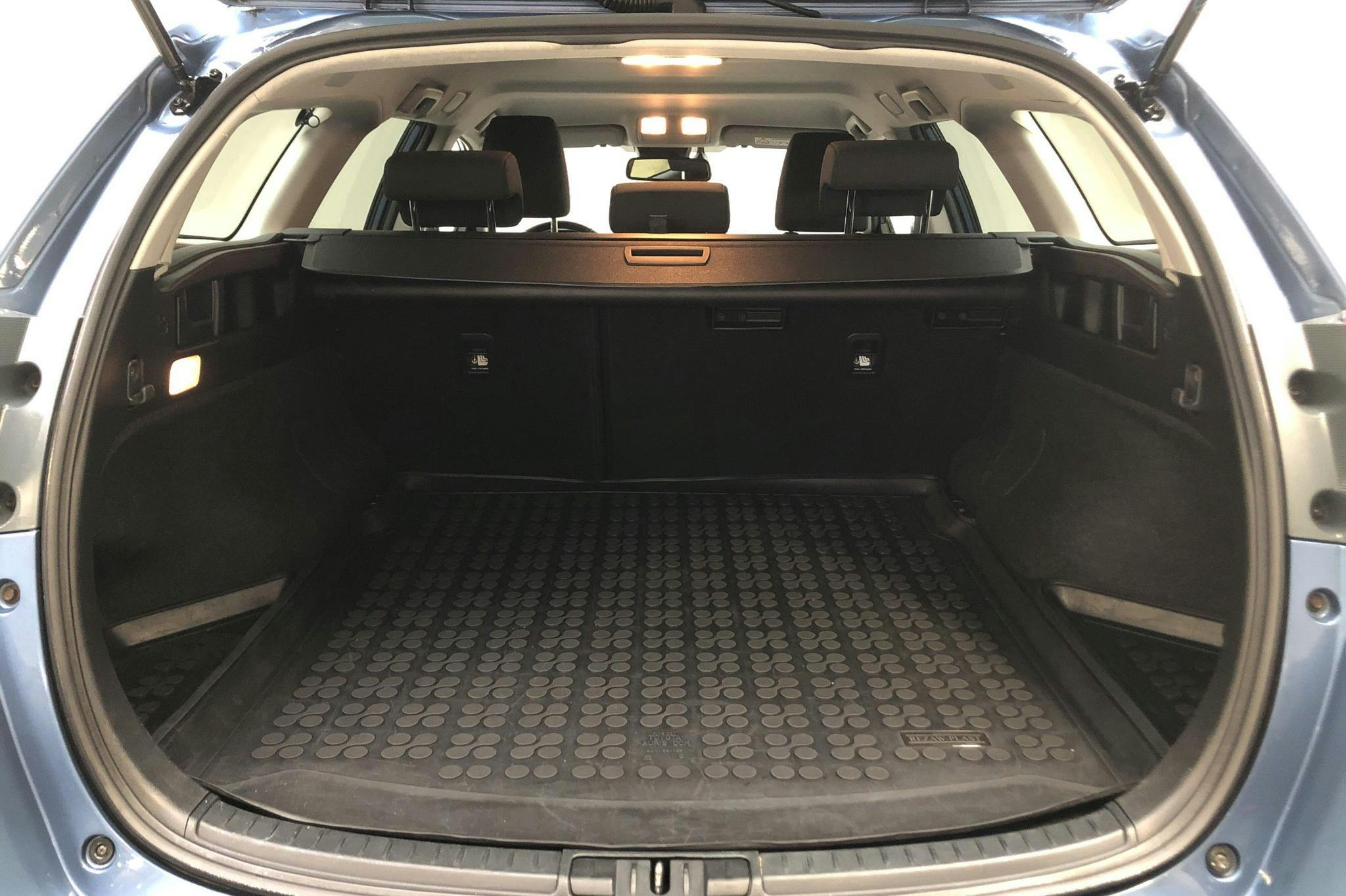 Toyota Auris 1.8 HSD Touring Sports - 11 508 mil - Automat - blå - 2015
