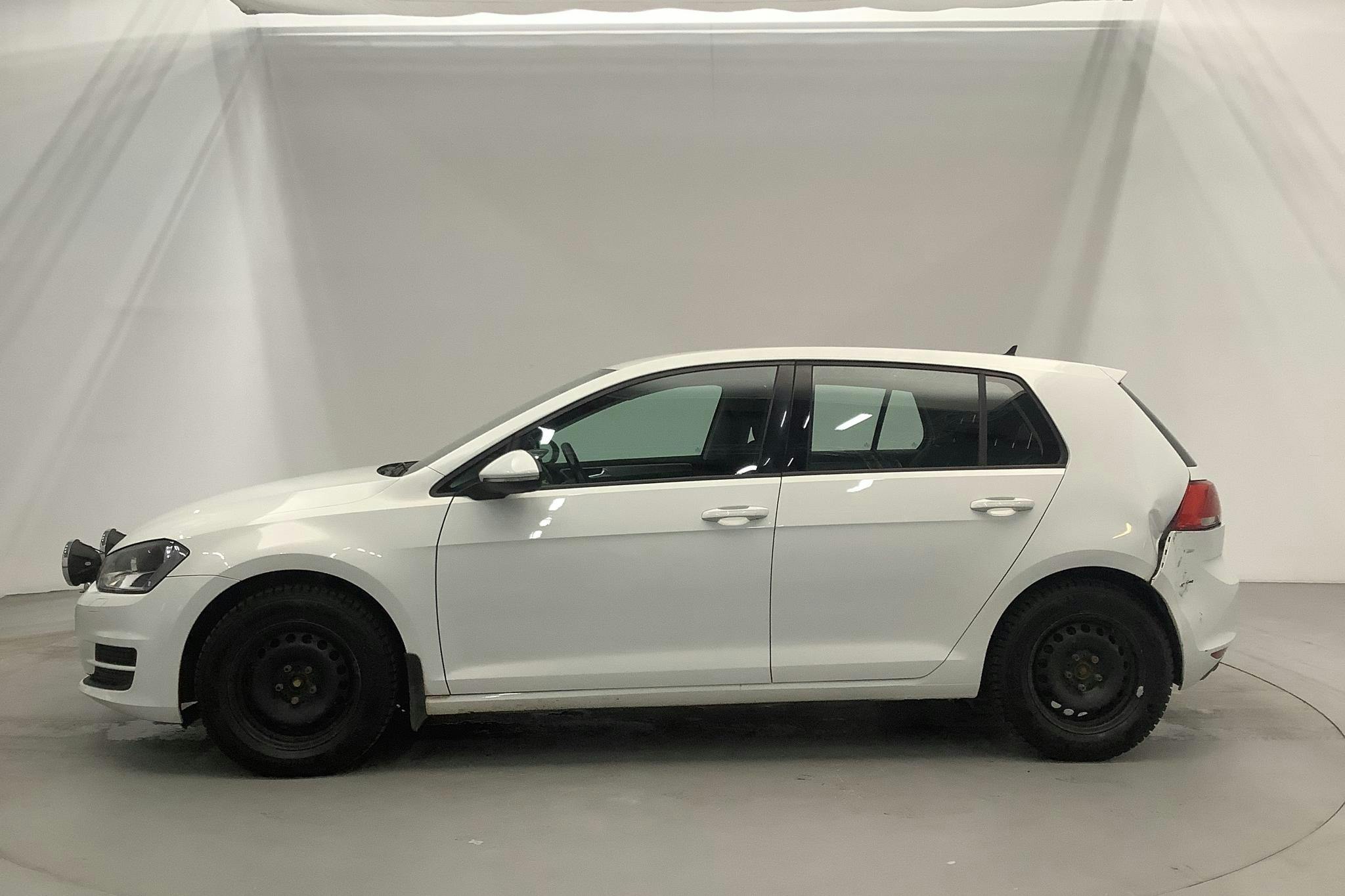 VW Golf VII 1.6 TDI BlueMotion 5dr 4Motion (110hk) - 174 850 km - Manual - white - 2016