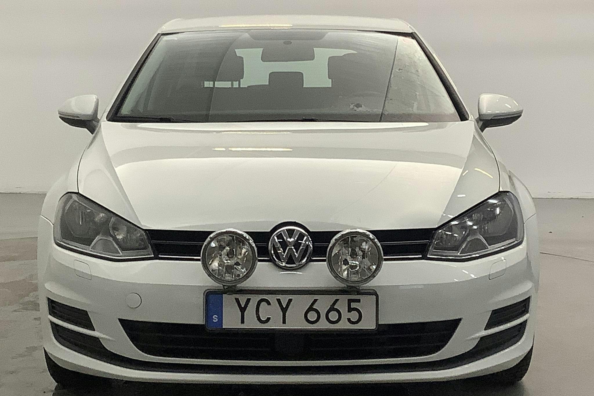VW Golf VII 1.6 TDI BlueMotion 5dr 4Motion (110hk) - 174 850 km - Manual - white - 2016