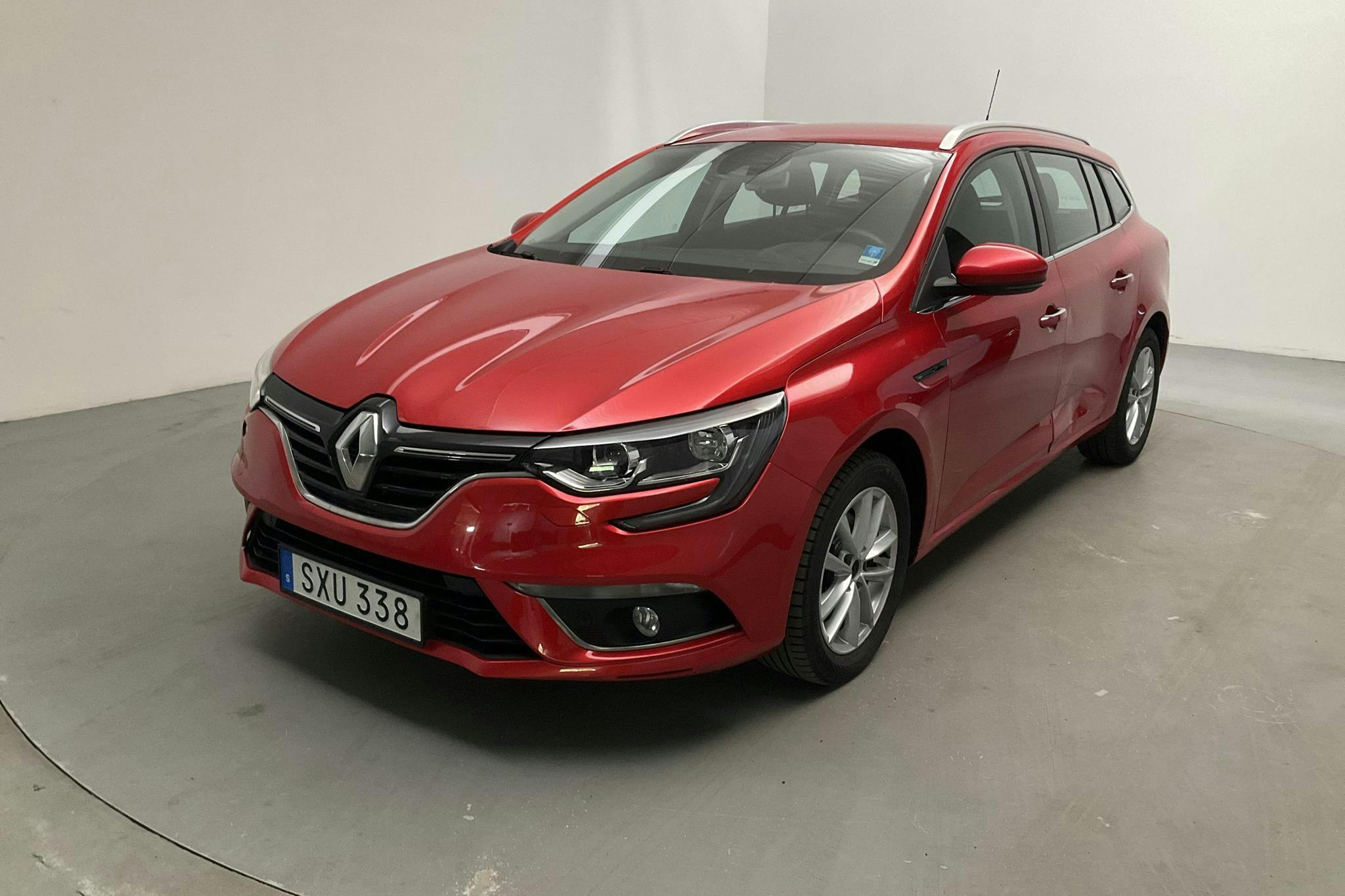 Renault Mégane 1.2 TCe Sport Tourer (130hk) - 5 123 mil - Manuell - röd - 2018