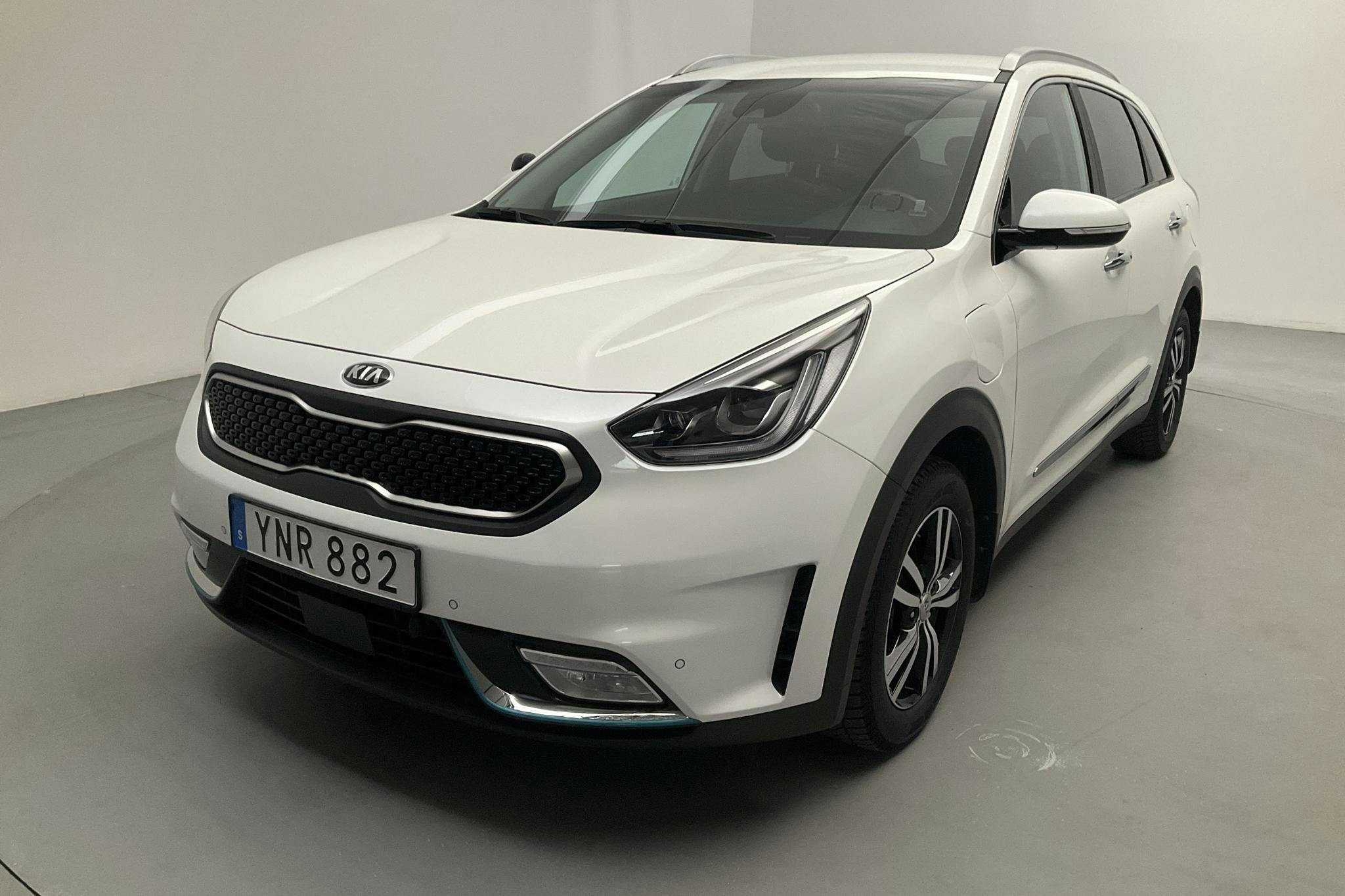 KIA Niro Plug-in Hybrid 1.6 (141hk) - 74 220 km - Automatic - white - 2018
