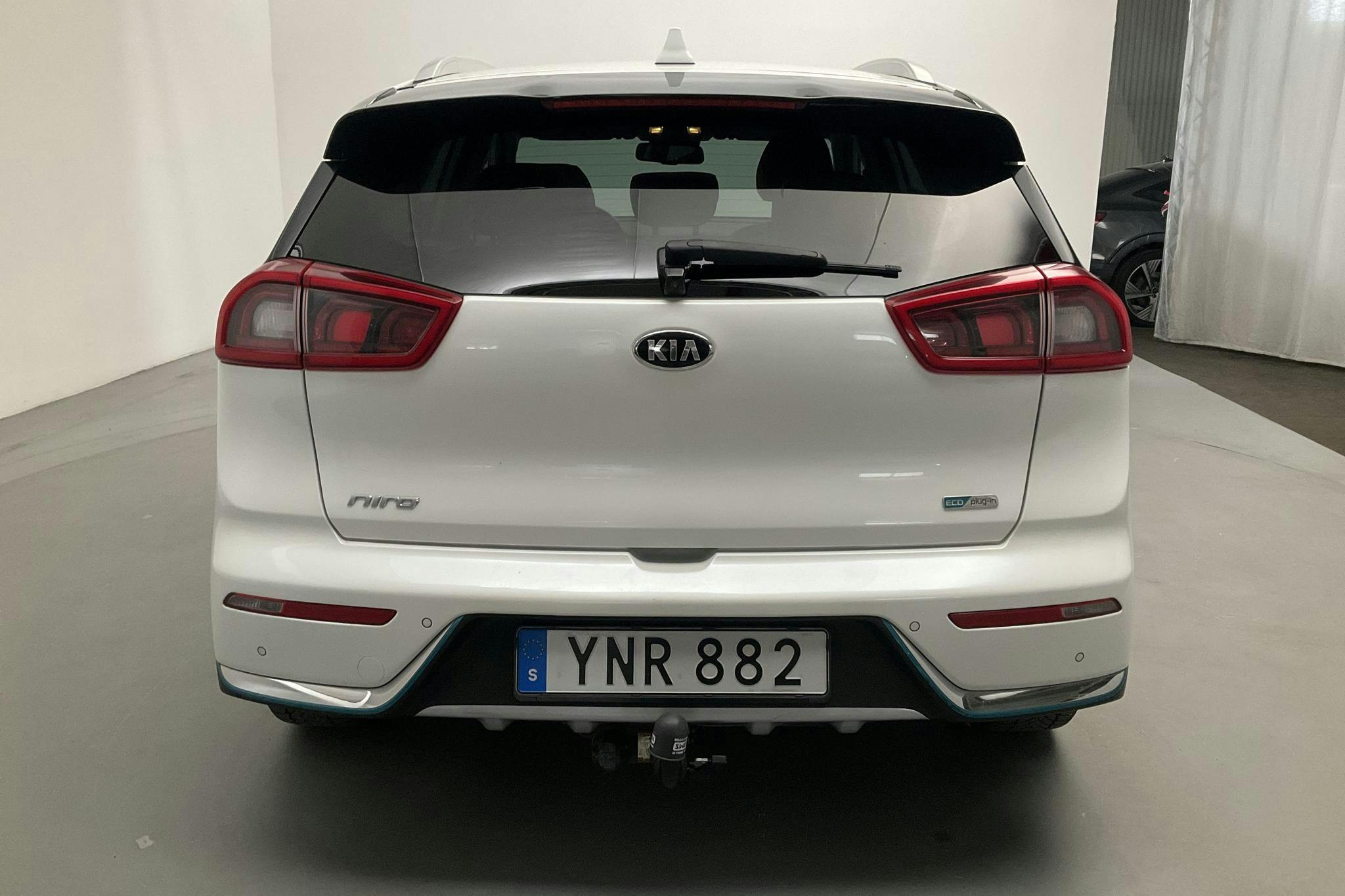 KIA Niro Plug-in Hybrid 1.6 (141hk) - 74 220 km - Automatic - white - 2018