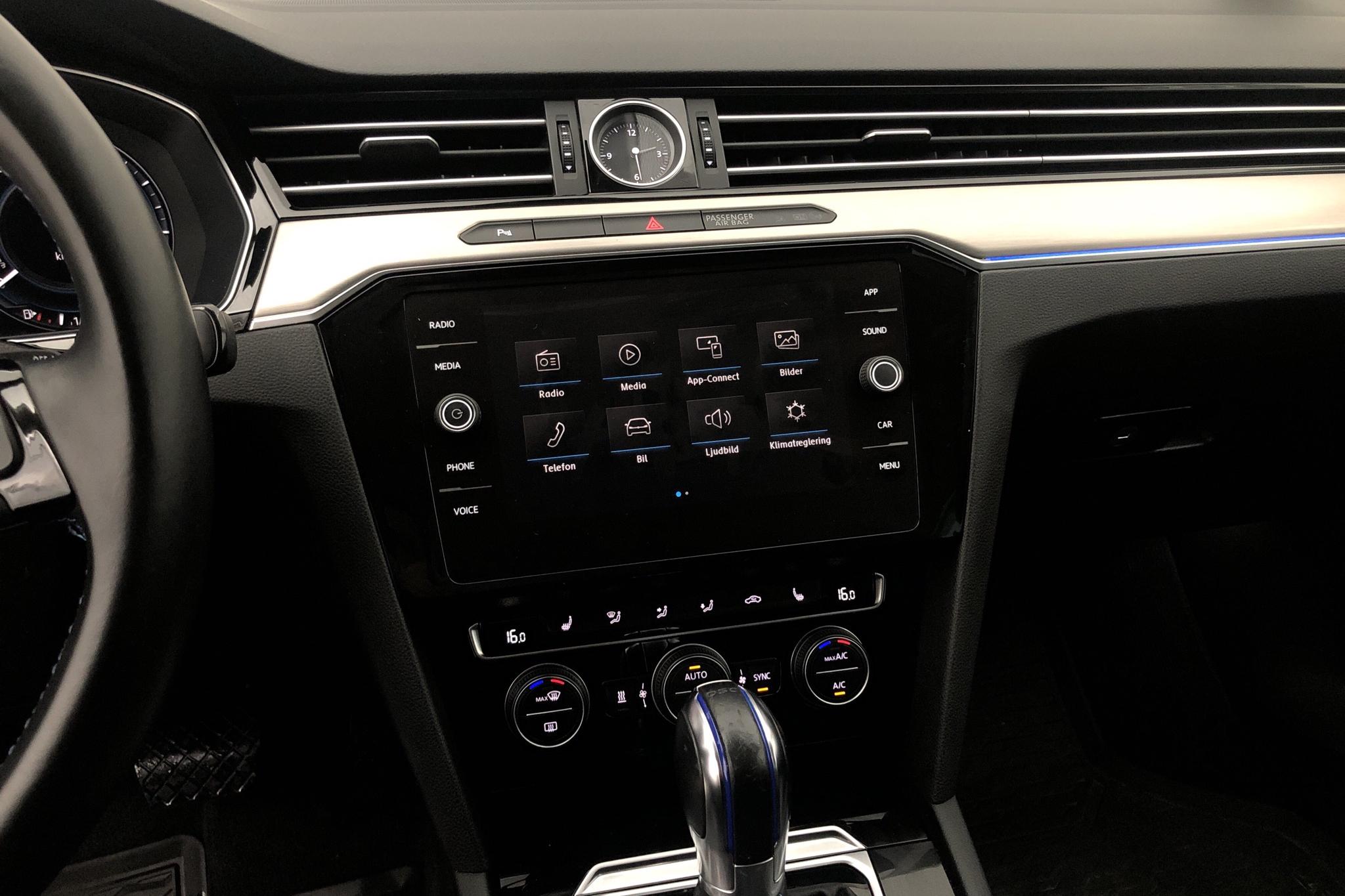 VW Passat 1.4 Plug-in-Hybrid Sportscombi (218hk) - 59 910 km - Automatic - Dark Grey - 2018