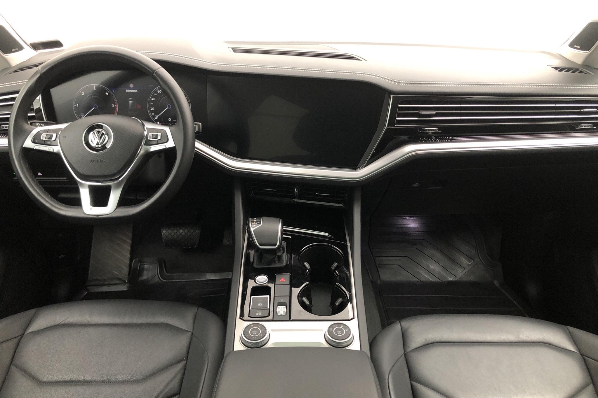 VW Touareg V6 TDI 4Motion (286hk) - 89 420 km - Automatic - black - 2019