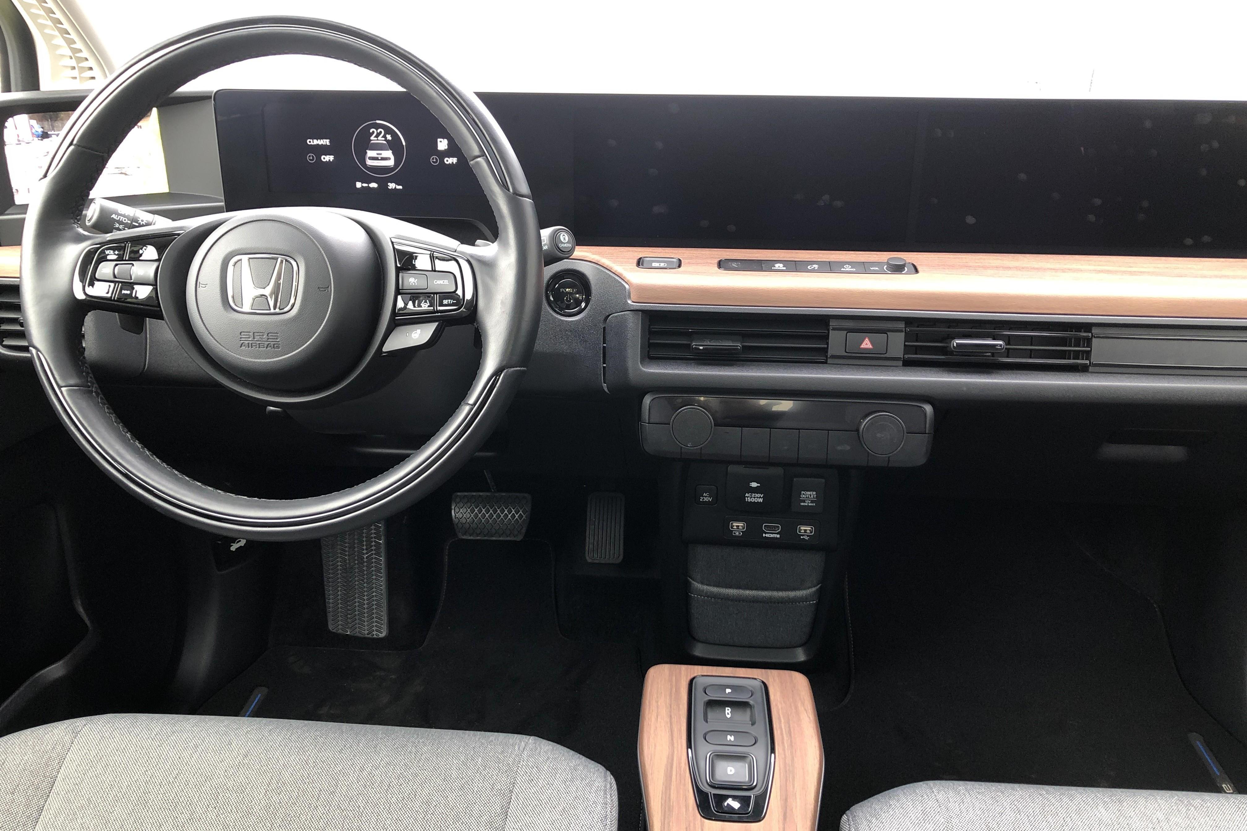 Honda E 35,5 kWh (154hk) - 1 111 mil - Automat - gul - 2020