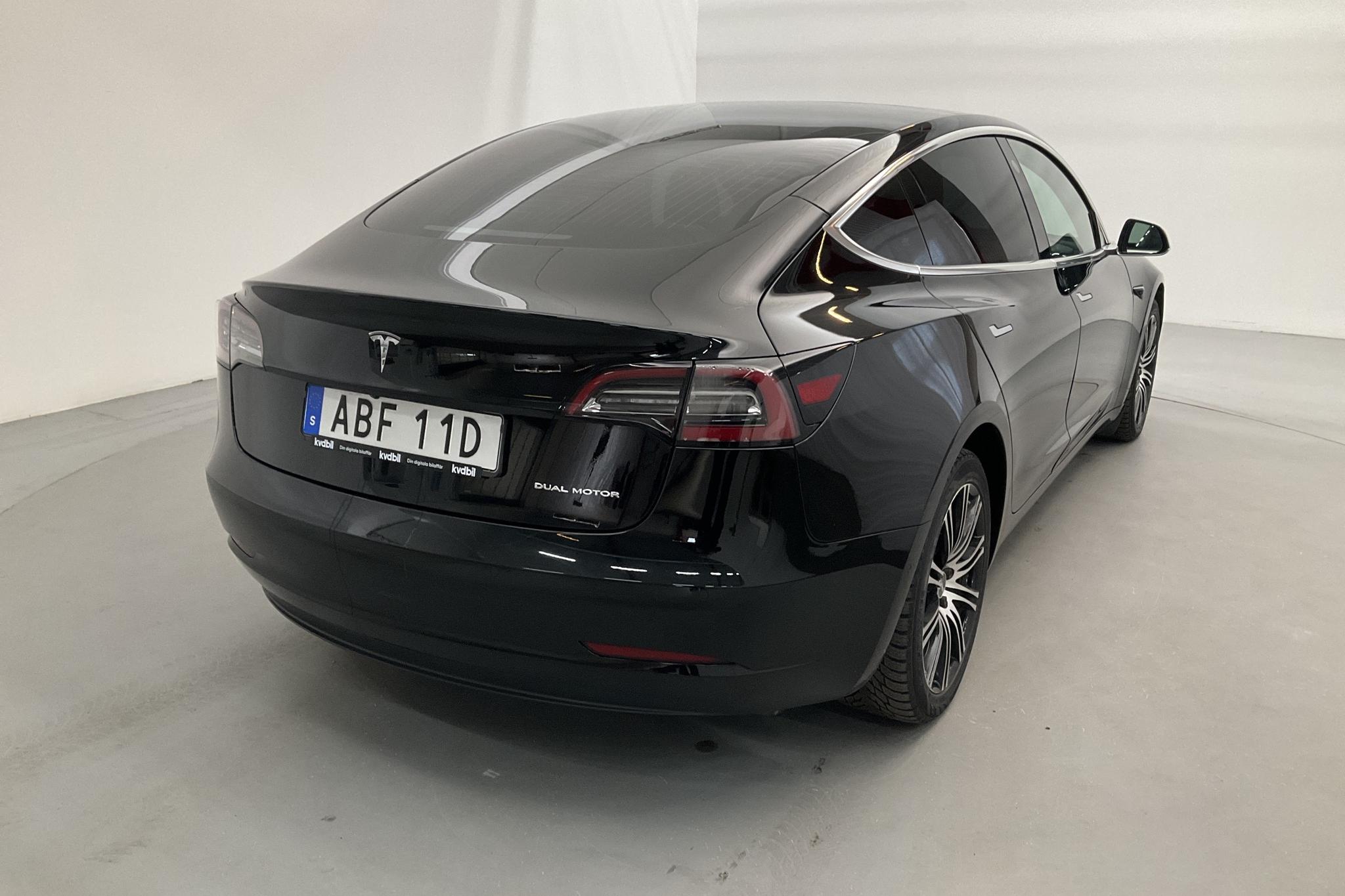Tesla Model 3 Long Range Dual Motor AWD - 11 546 mil - Automat - svart - 2019