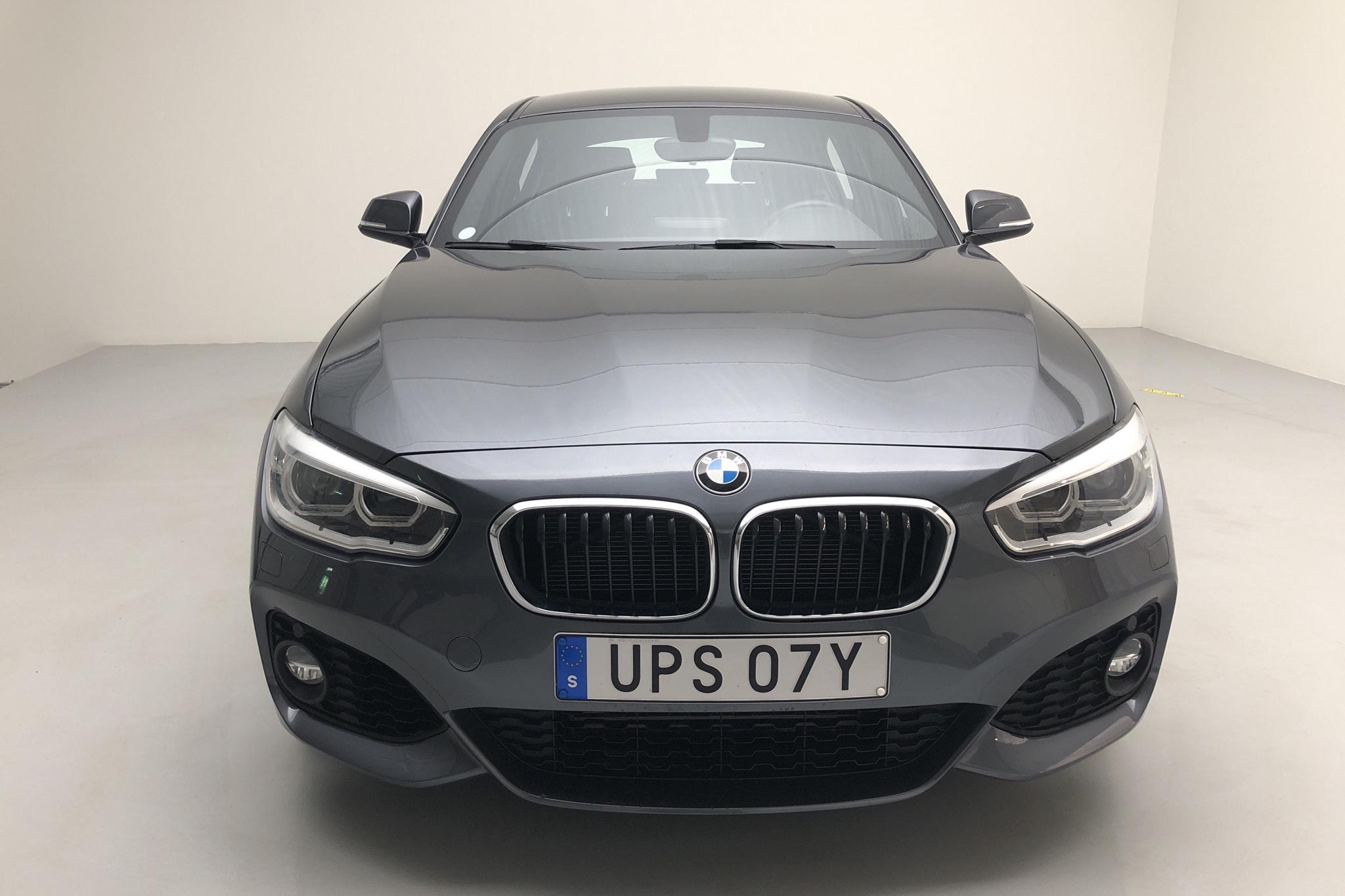 BMW 118i 5dr, F20 (136hk) - 89 750 km - Manual - gray - 2019