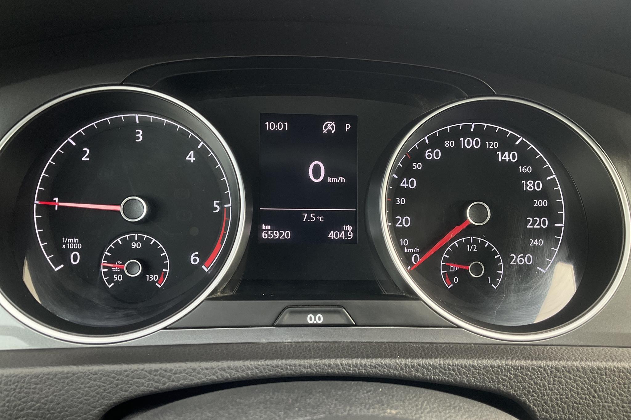 VW Golf Alltrack 2.0 TDI Sportscombi 4Motion (184hk) - 65 920 km - Automatic - red - 2017