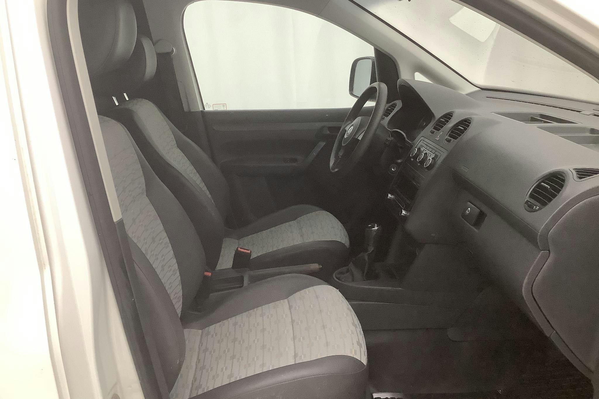 VW Caddy 1.6 TDI Skåp (75hk) - 15 604 mil - Manuell - vit - 2013