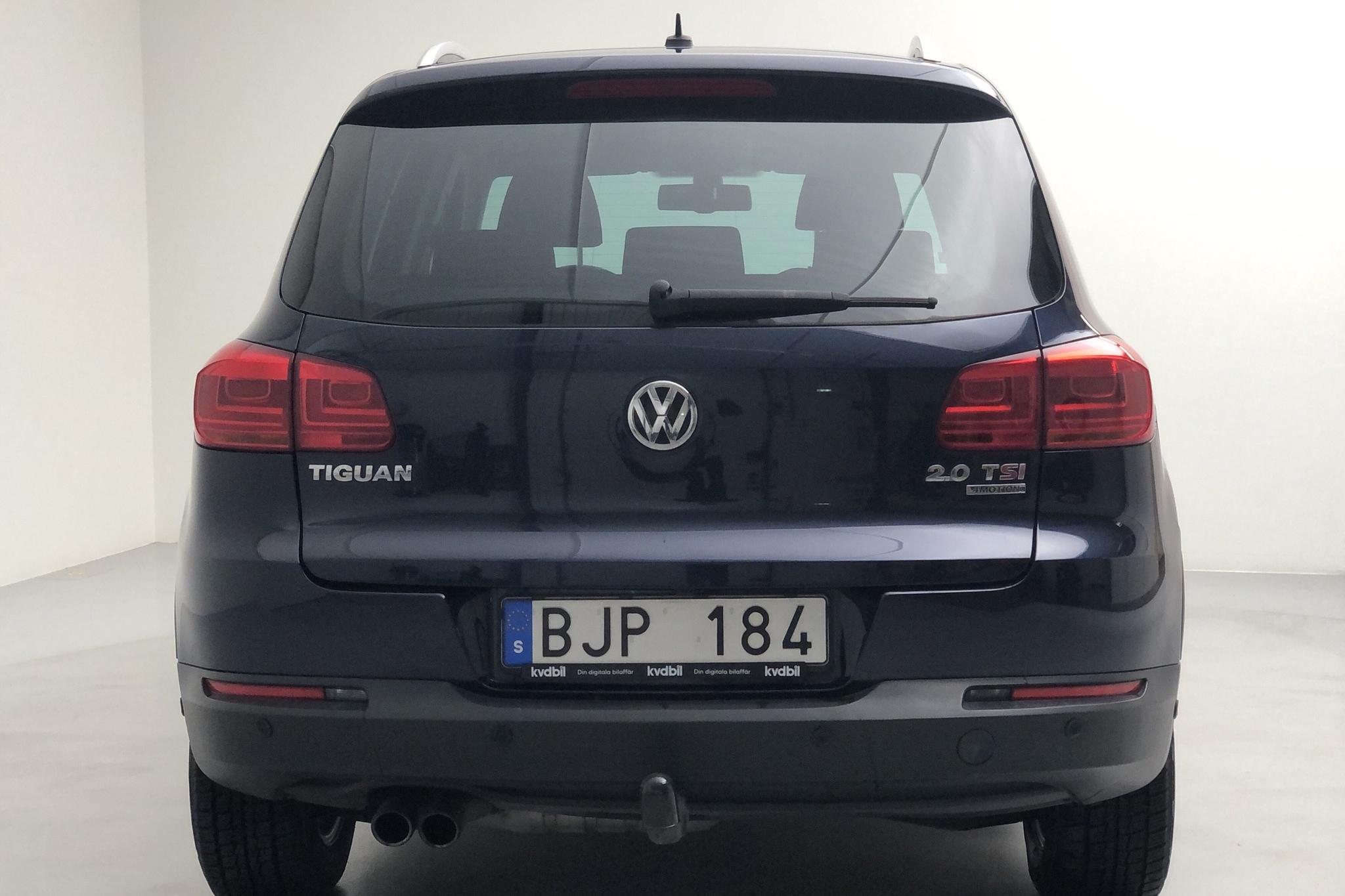 VW Tiguan 2.0 TFSI (211hk) - 10 010 mil - Automat - Dark Blue - 2013