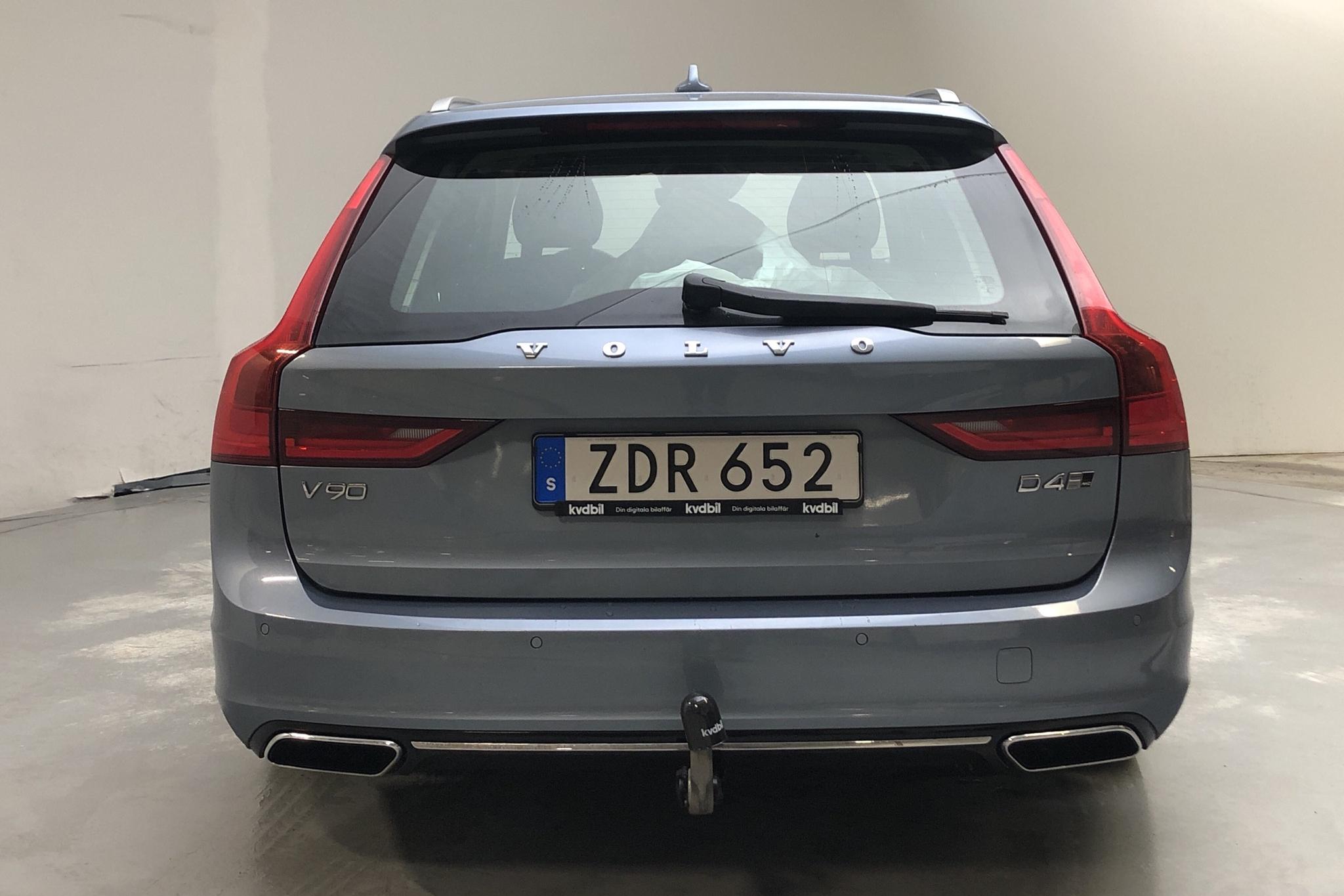 Volvo V90 D4 AWD (190hk) - 145 610 km - Automatic - Light Blue - 2018