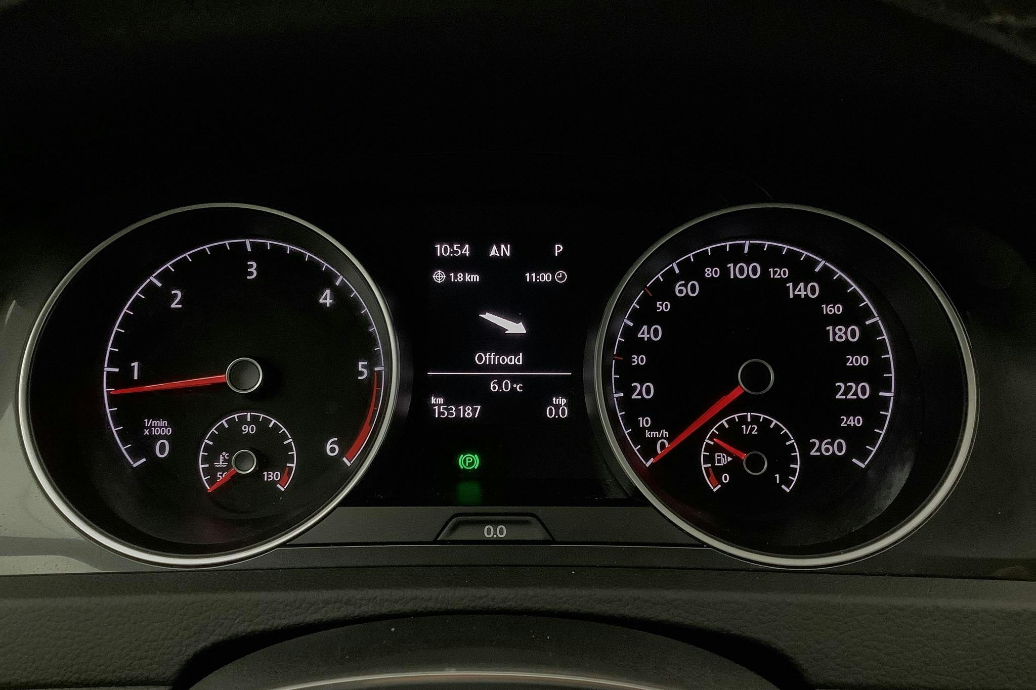 VW Golf Alltrack 2.0 TDI Sportscombi 4MOTION (184hk) - 153 190 km - Automatic - Dark Red - 2020