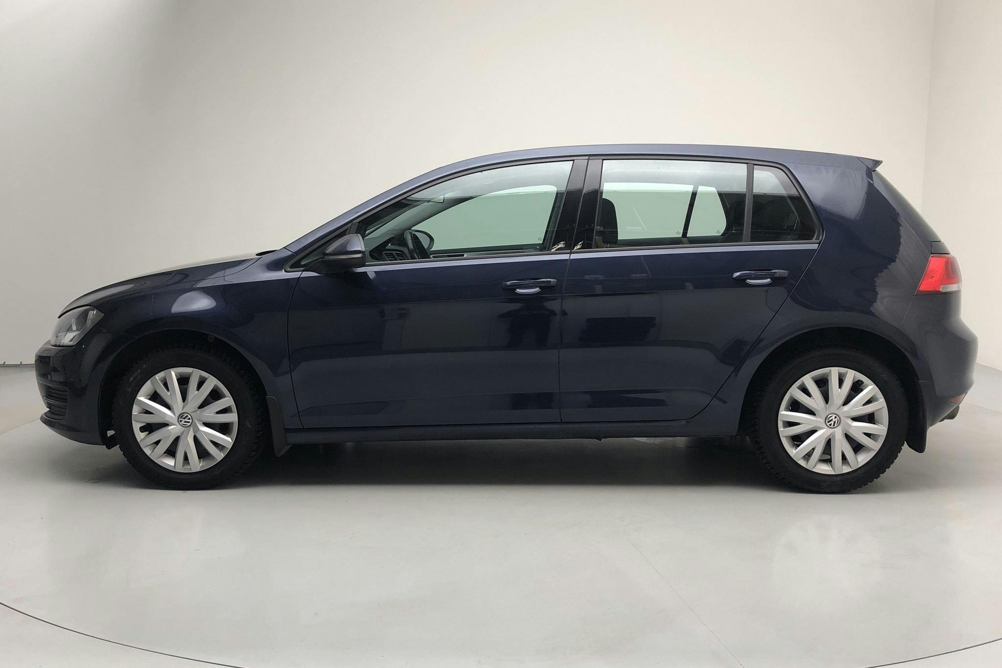 VW Golf VII 1.2 TSI 5dr (110hk) - 123 290 km - Manual - Dark Blue - 2016