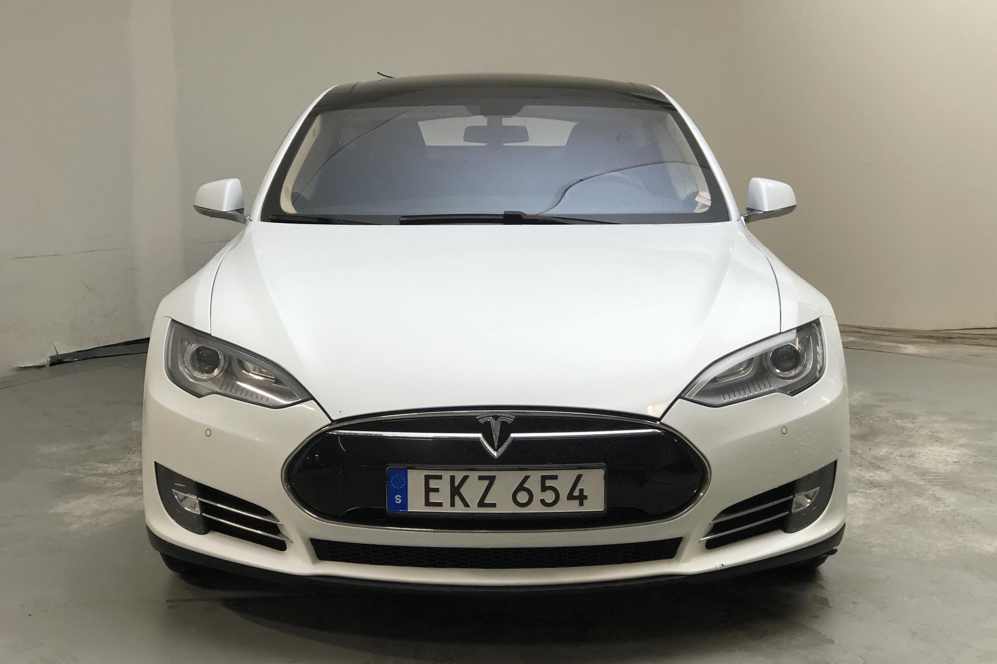 Tesla Model S 85 - 16 164 mil - Automat - vit - 2014