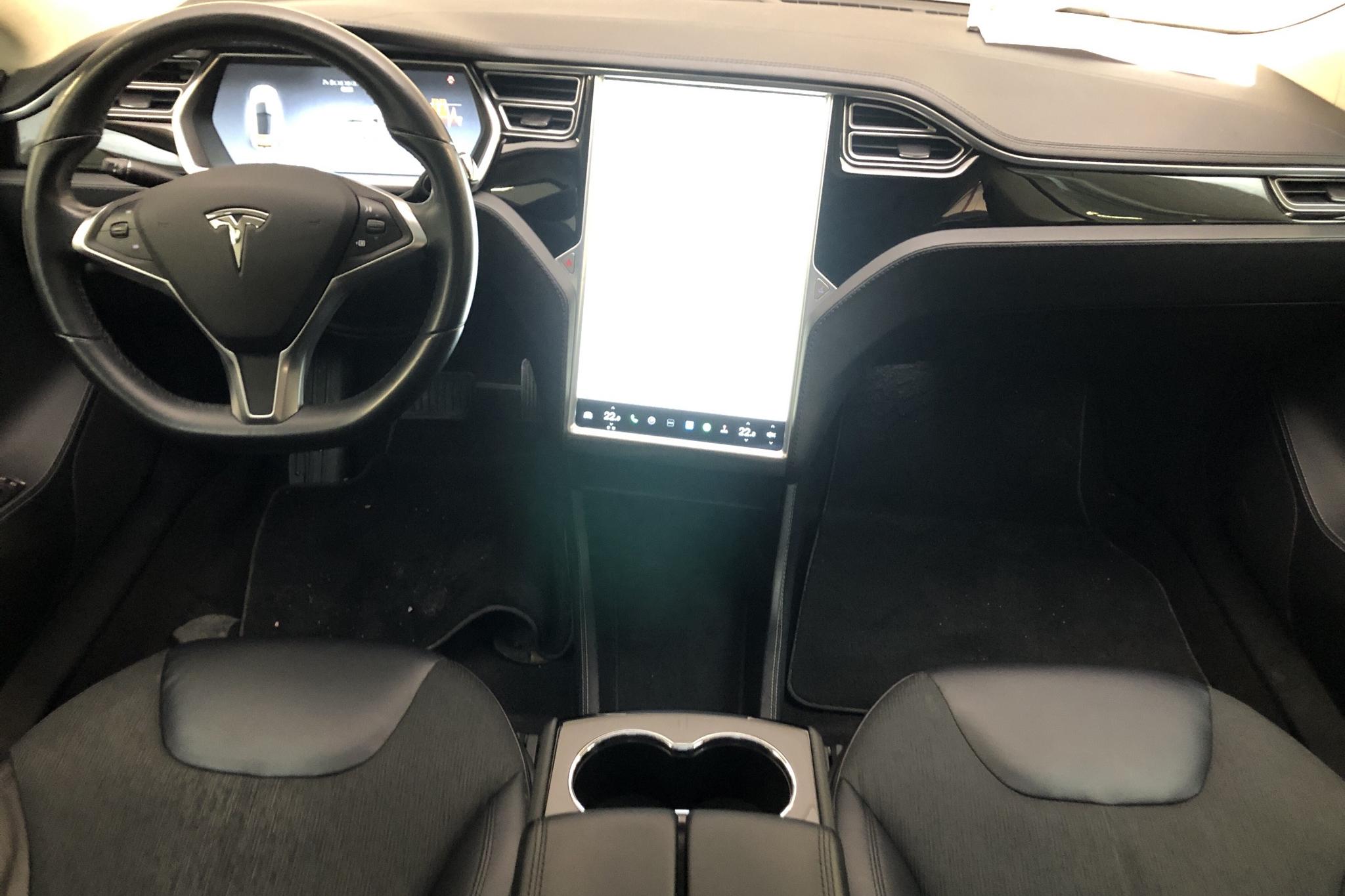 Tesla Model S 85 - 161 640 km - Automatic - white - 2014