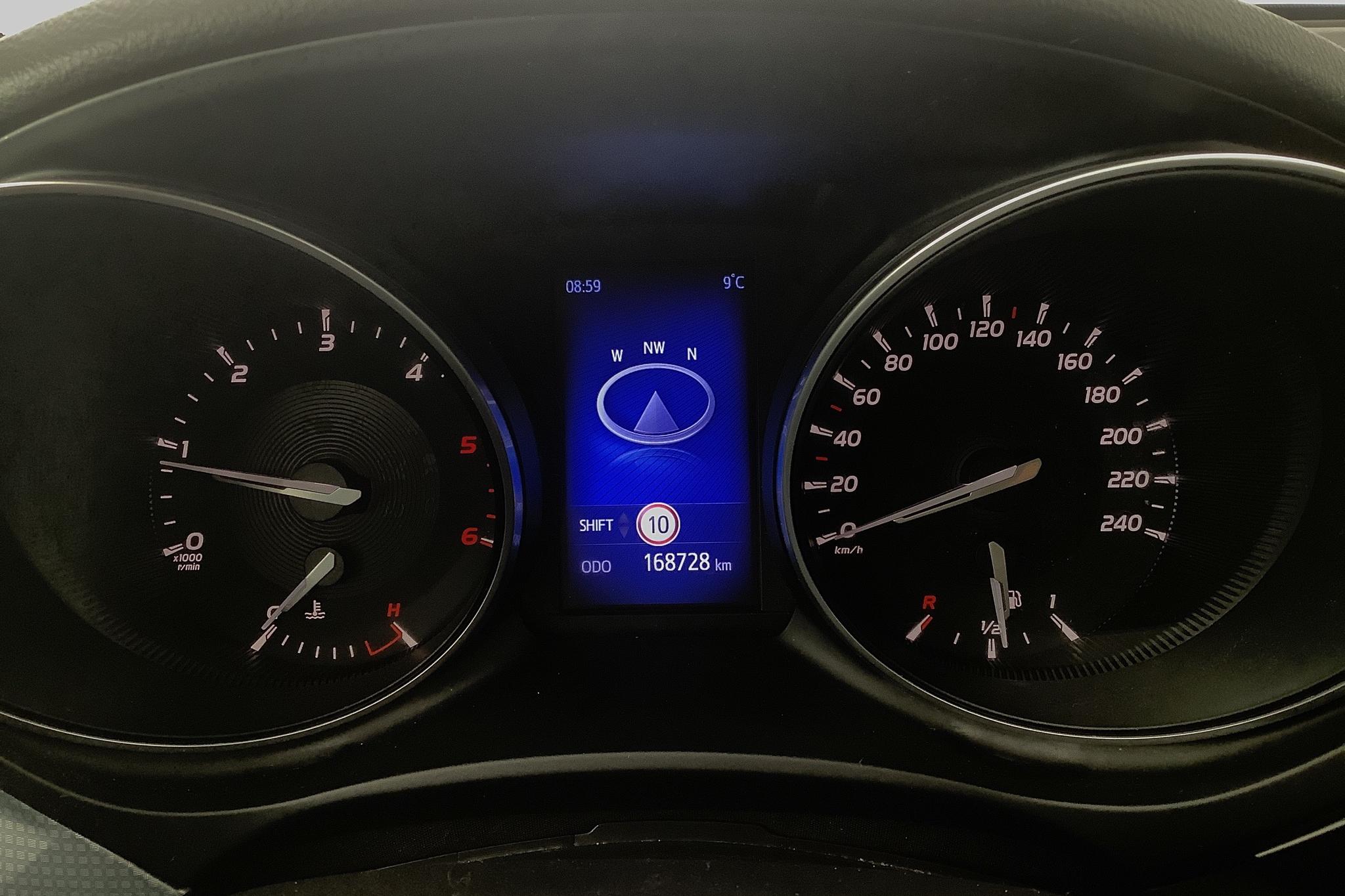 Toyota Avensis 2.0 D-4D Touring Sports (143hk) - 16 875 mil - Manuell - brun - 2016