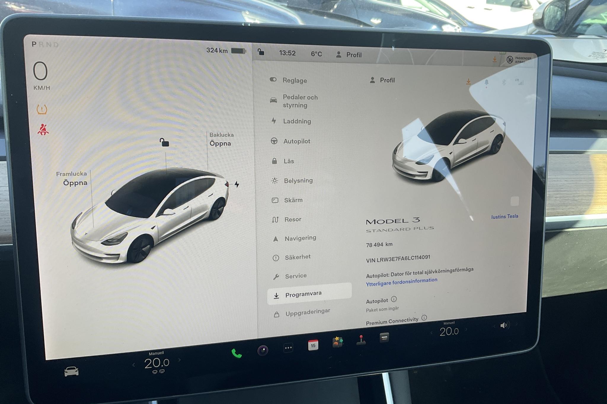 Tesla Model 3 Standard Range RWD - 7 850 mil - Automat - vit - 2020