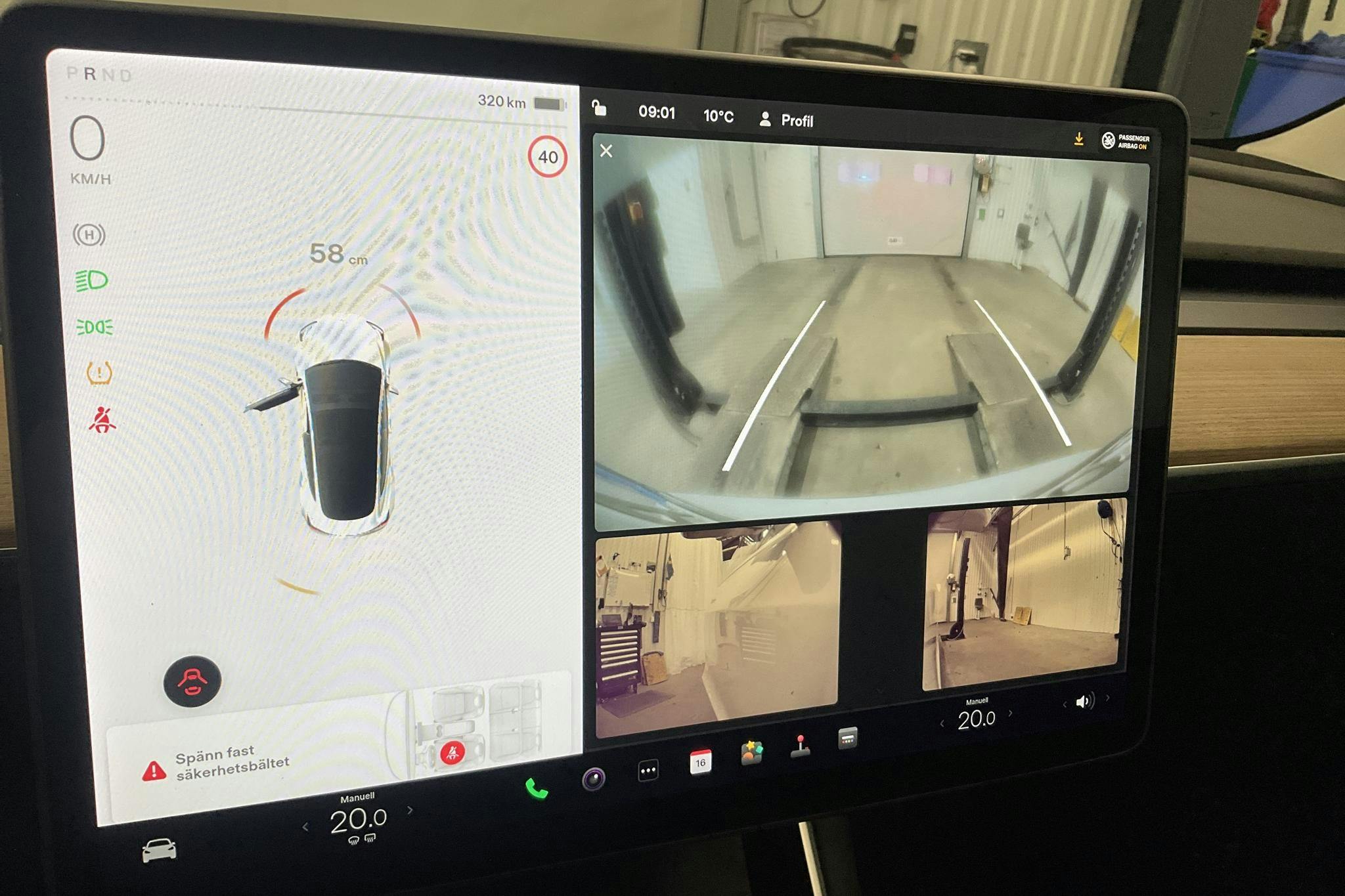 Tesla Model 3 Standard Range RWD - 7 850 mil - Automat - vit - 2020