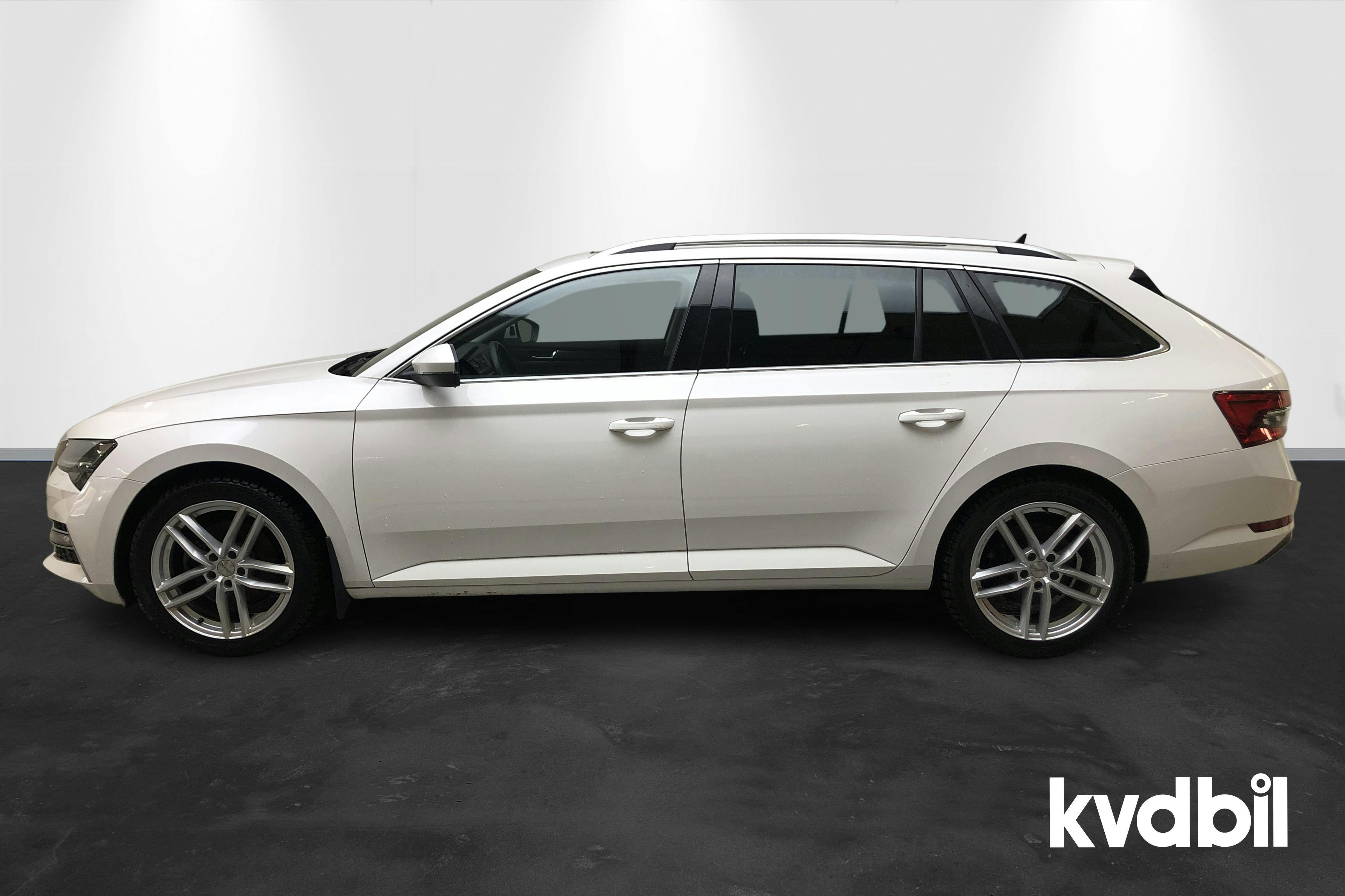 Skoda Superb 1.4 TSI PHEV Kombi (218hk) - 99 370 km - Automatic - white - 2021