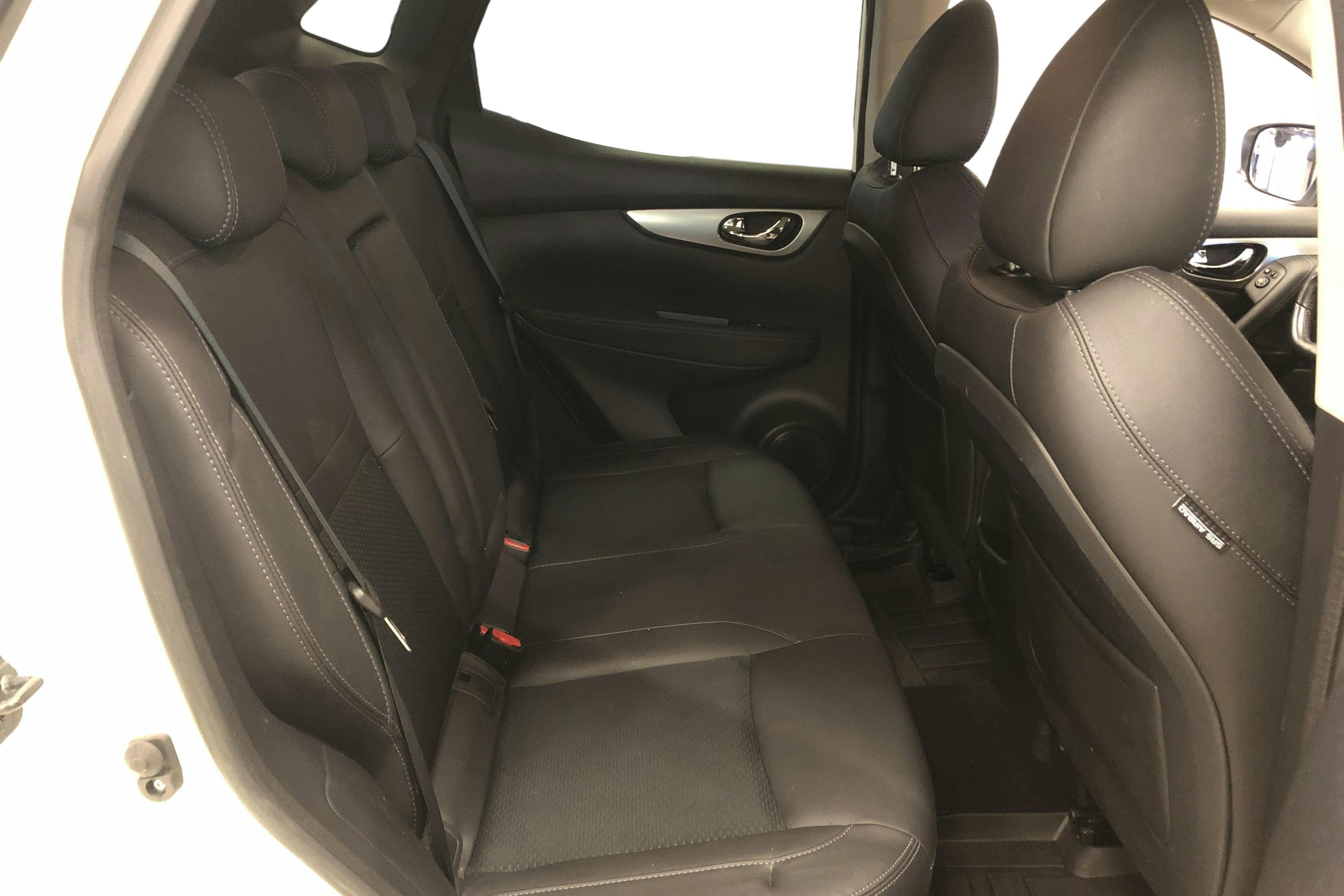 Nissan Qashqai 1.3 DIG-T (160hk) - 126 480 km - Automatic - white - 2019