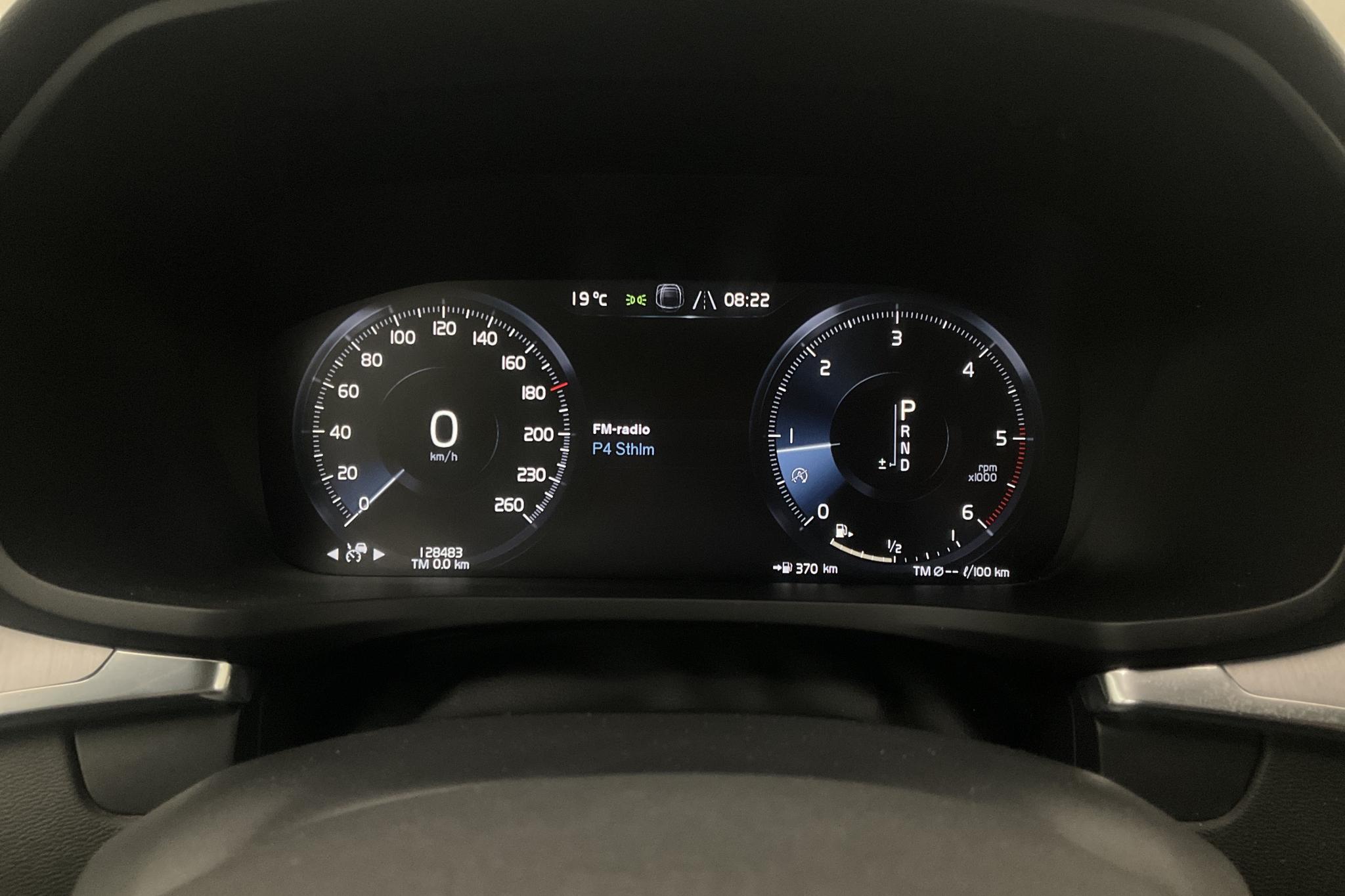 Volvo V60 D4 (190hk) - 12 849 mil - Automat - vit - 2021