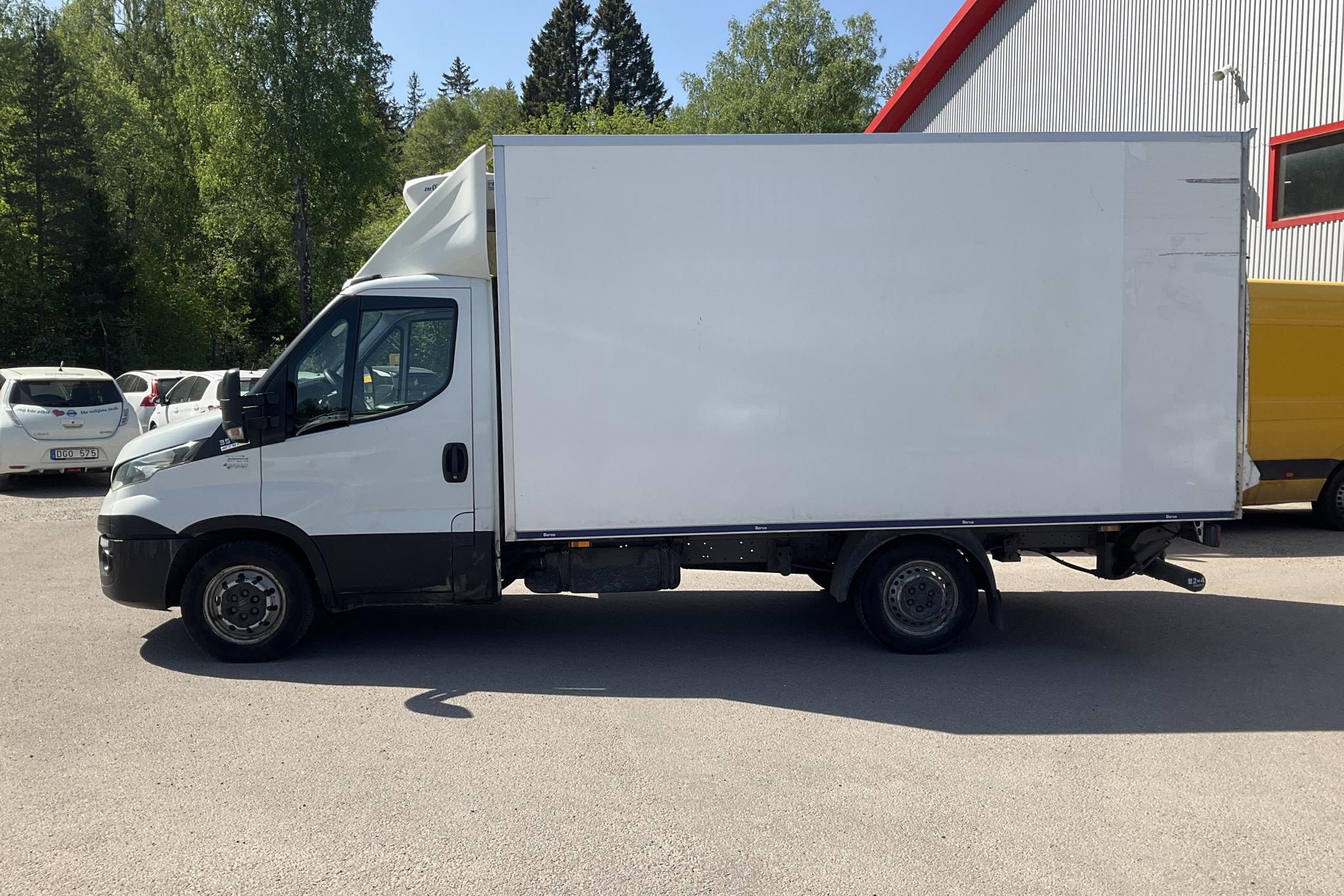 Iveco Daily 35 3.0 (170hk) - 19 504 mil - Automat - silver - 2016