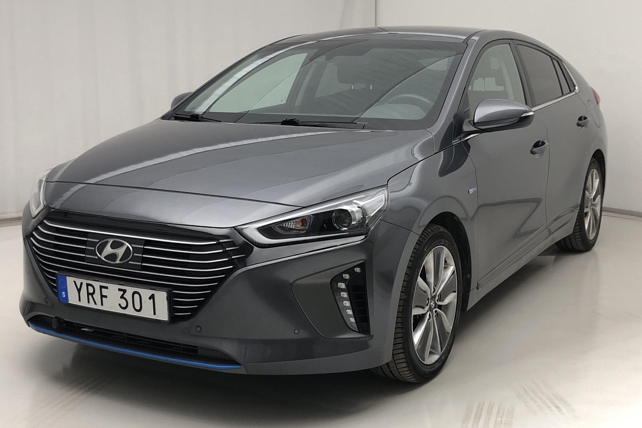 Hyundai IONIQ Hybrid (141hk) - 1 792 mil - Automat - grå - 2019
