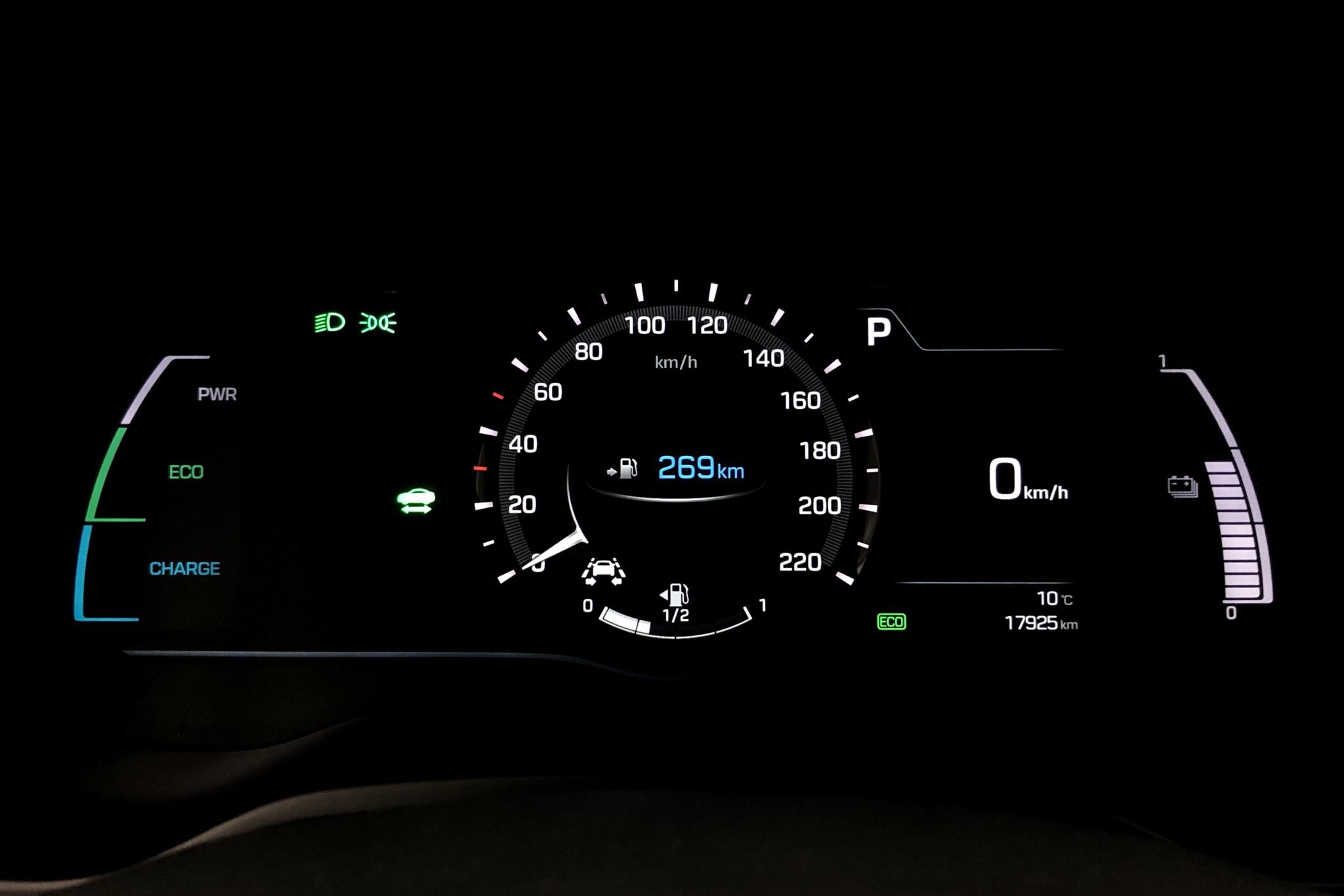 Hyundai IONIQ Hybrid (141hk) - 17 920 km - Automatic - gray - 2019