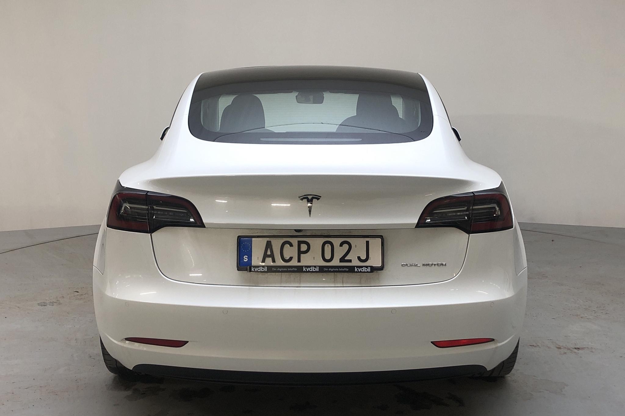 Tesla Model 3 Long Range Dual Motor AWD - 111 200 km - Automatic - white - 2021
