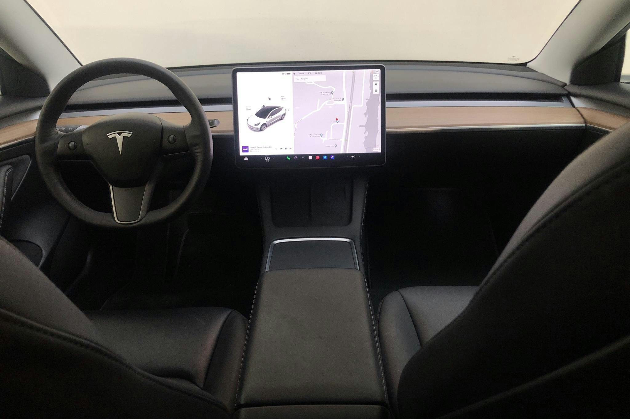 Tesla Model 3 Long Range Dual Motor AWD - 111 200 km - Automatic - white - 2021