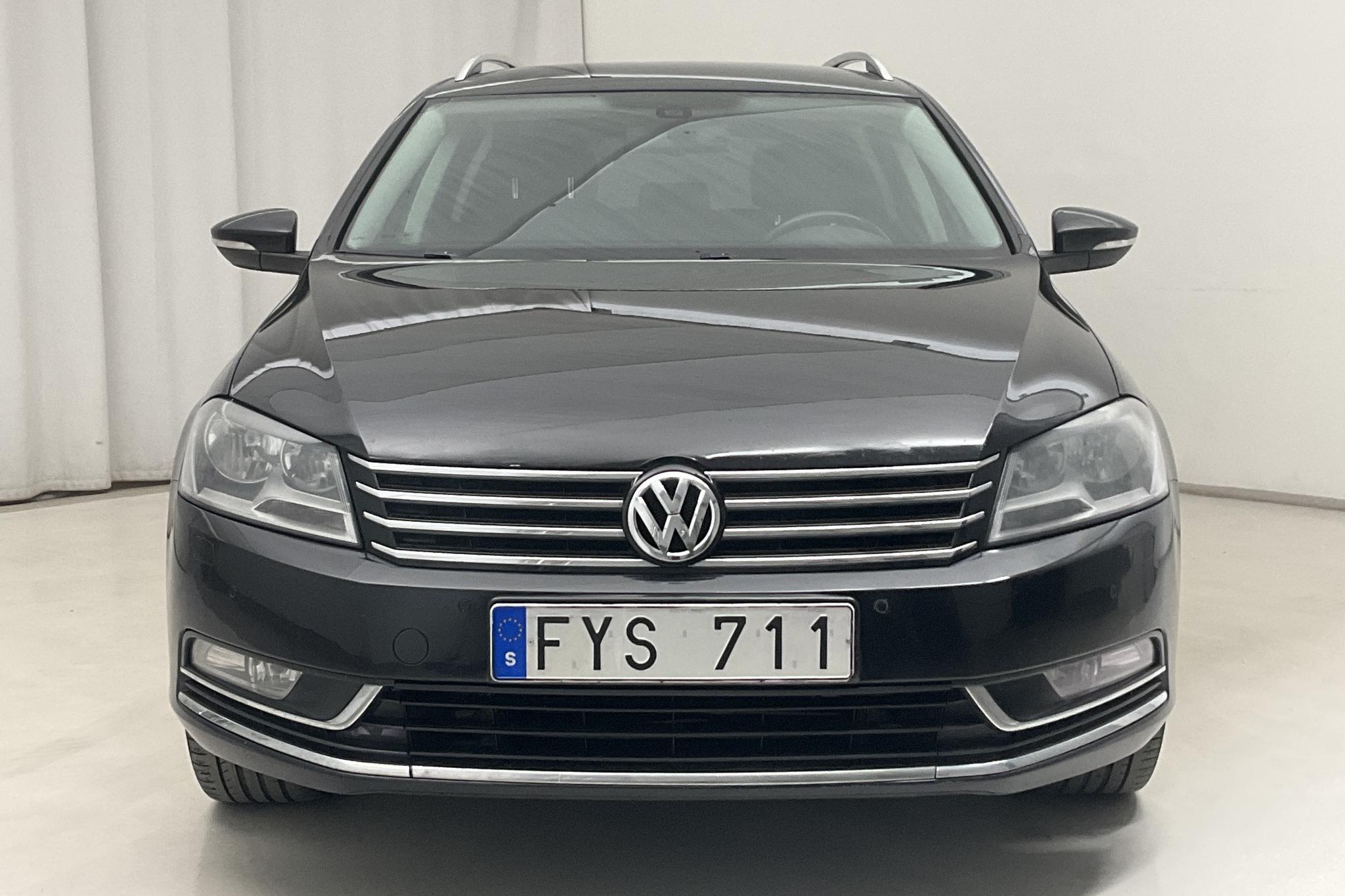 VW Passat 1.4 TSI EcoFuel Variant (150hk) - 21 694 mil - Automat - svart - 2012