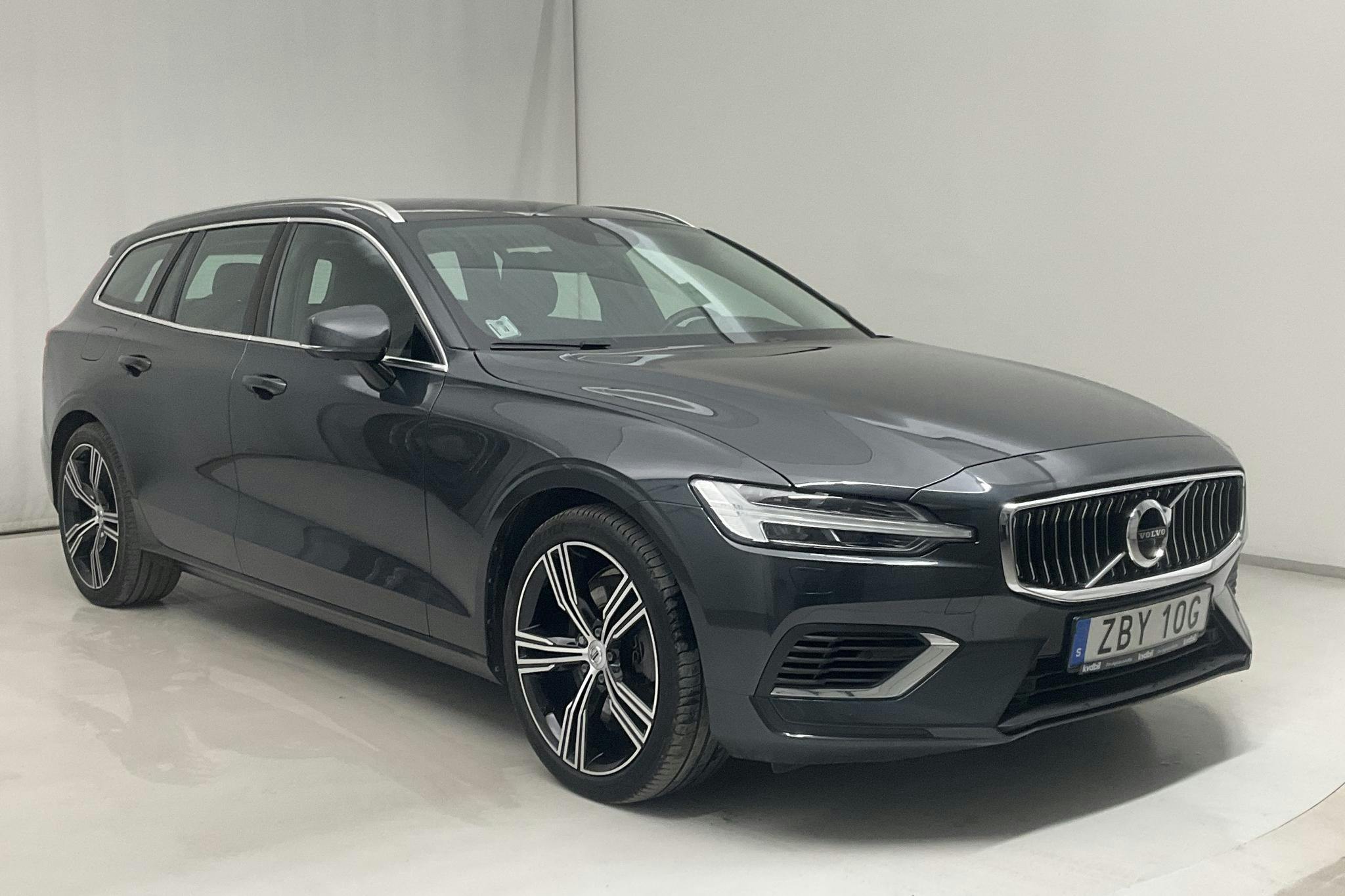 Volvo V60 T6 AWD Twin Engine (340hk) - 7 125 mil - Automat - grå - 2020