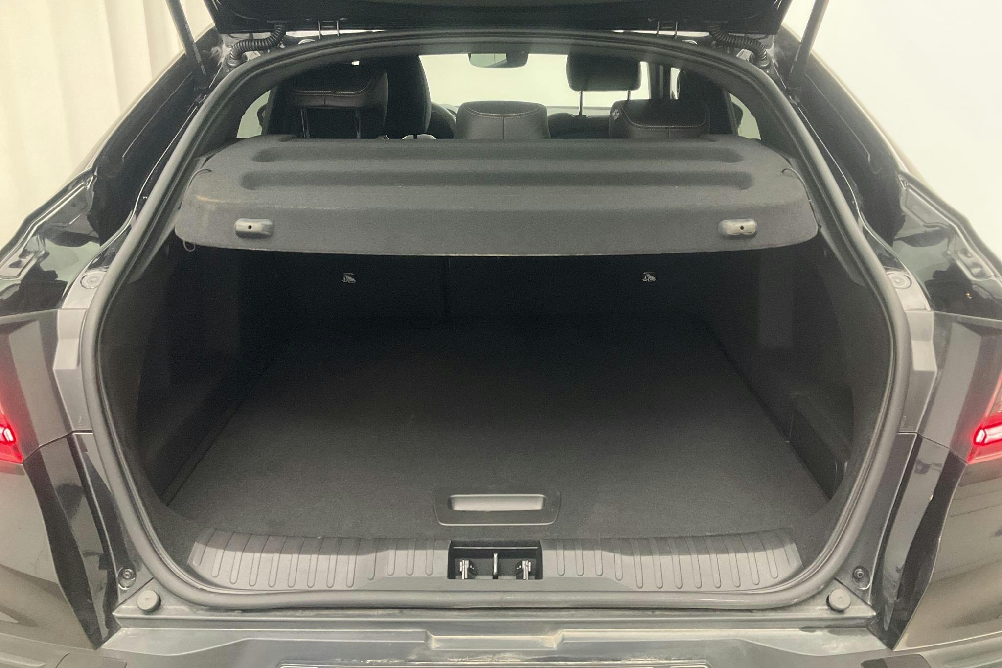 Renault Arkana E-tech (145hk) - 452 mil - Automat - svart - 2023
