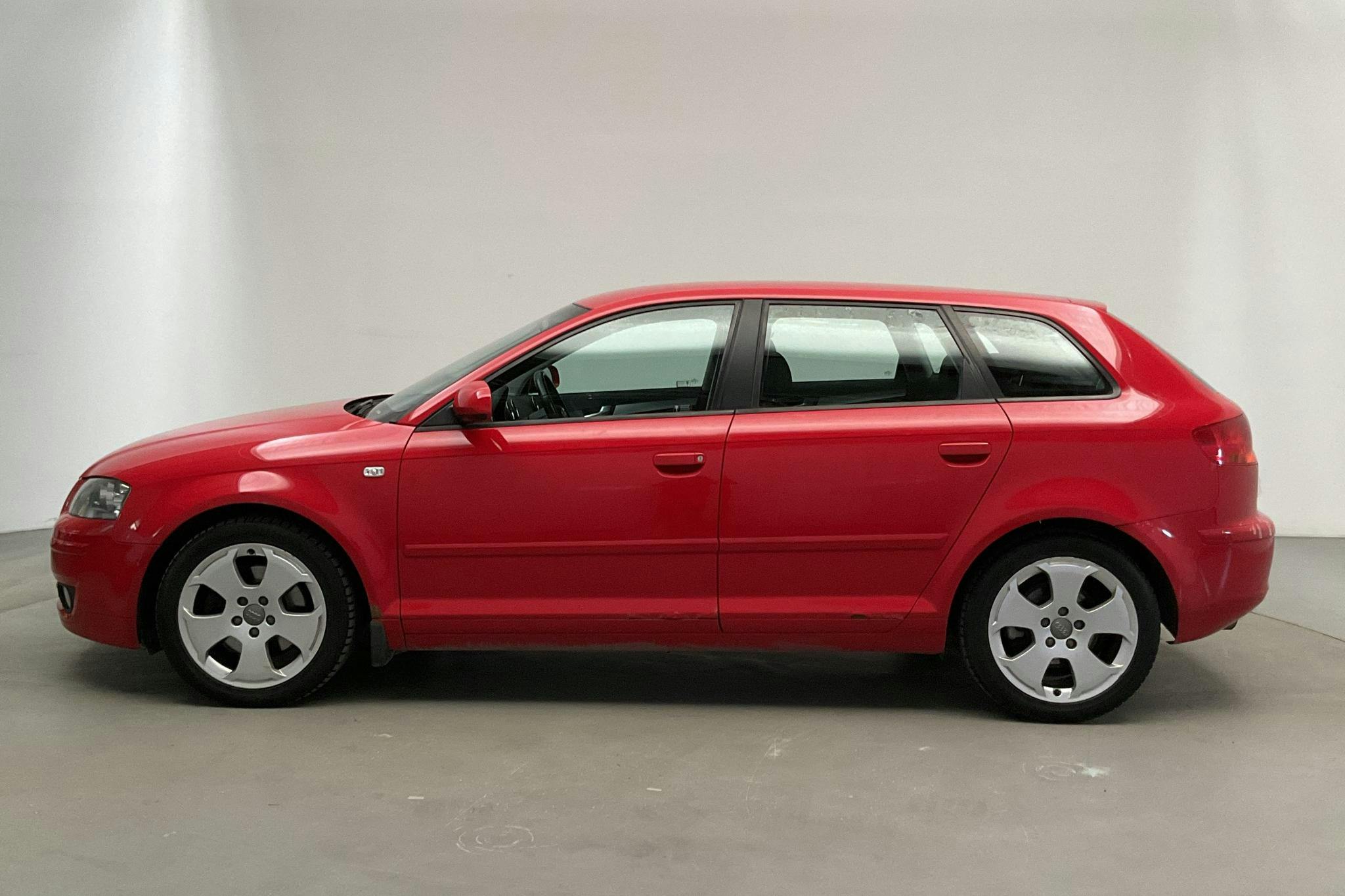 Audi A3 2.0 TFSI Sportback quattro (200hk) - 190 650 km - Manual - red - 2006