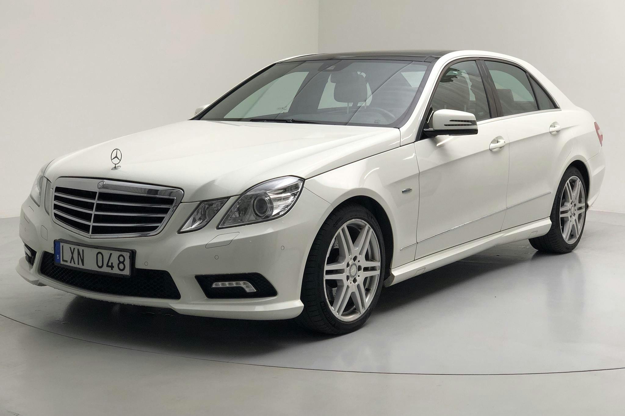 Mercedes E 250 CDI 4Matic W212 (204hk) - 13 244 mil - Automat - vit - 2012