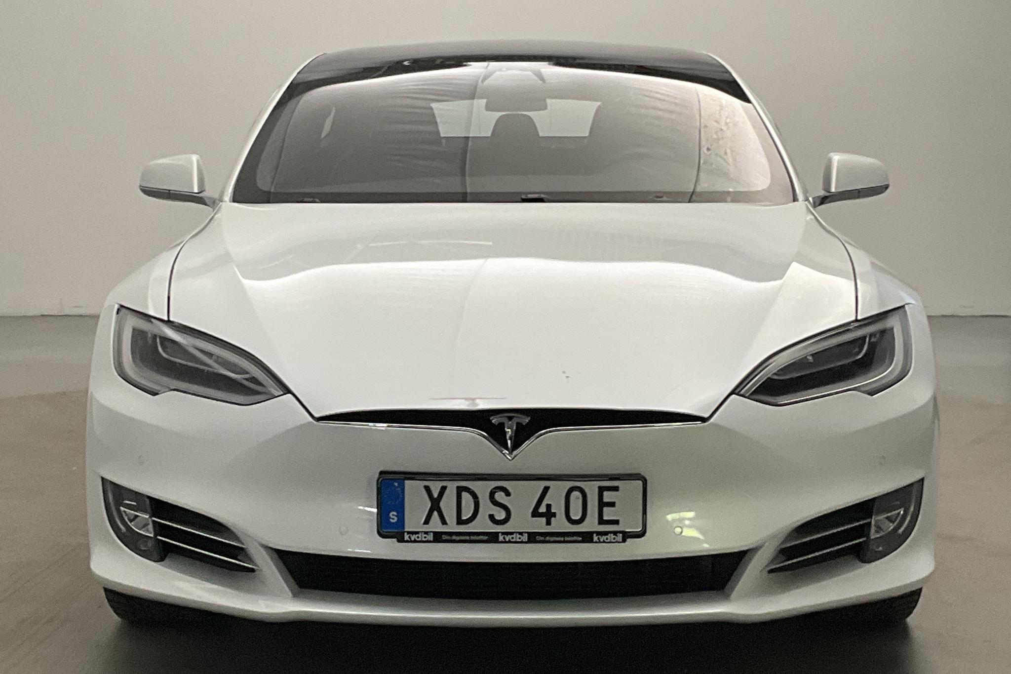 Tesla Model S Long Range AWD - 61 730 km - Automatic - white - 2020