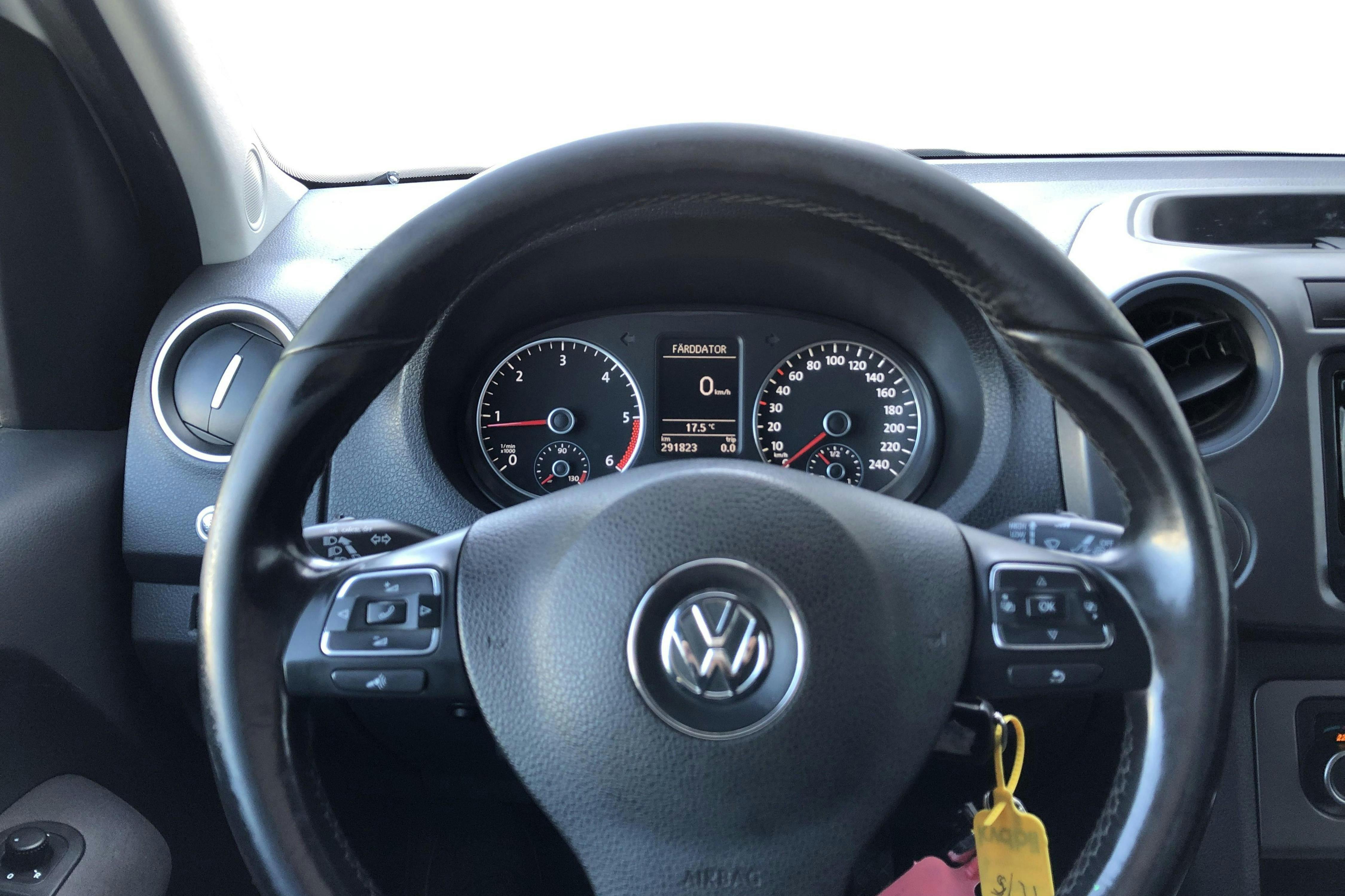 VW Amarok 2.0 TDI 4motion (180hk) - 29 182 mil - Automat - vit - 2014