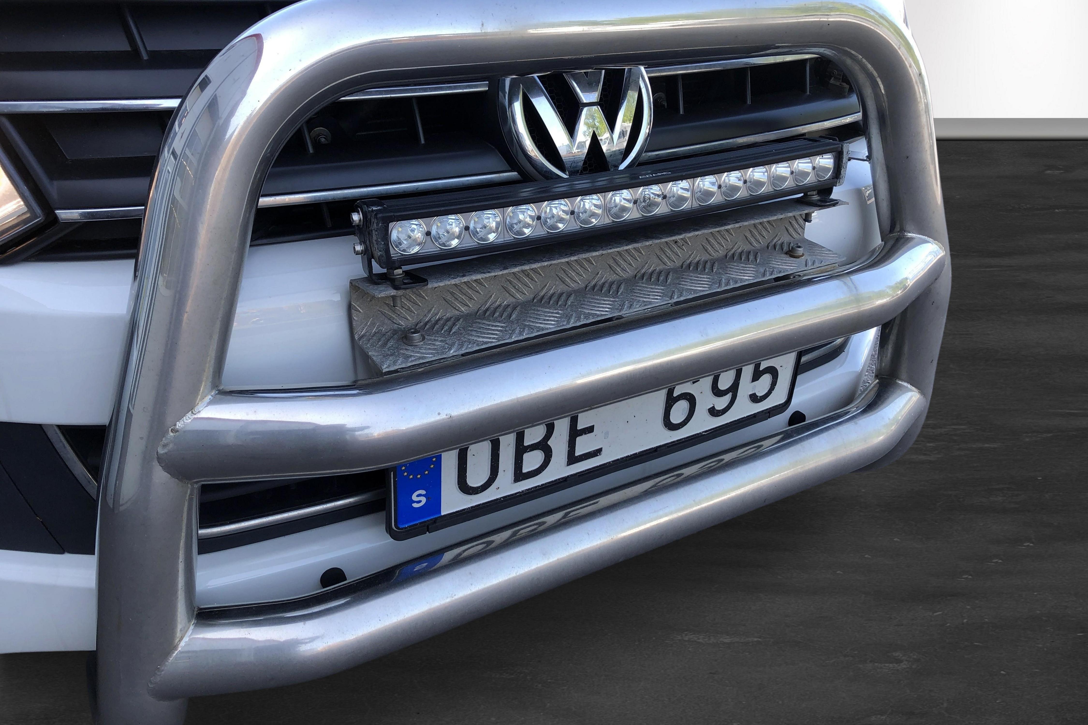 VW Amarok 2.0 TDI 4motion (180hk) - 291 820 km - Automatic - white - 2014