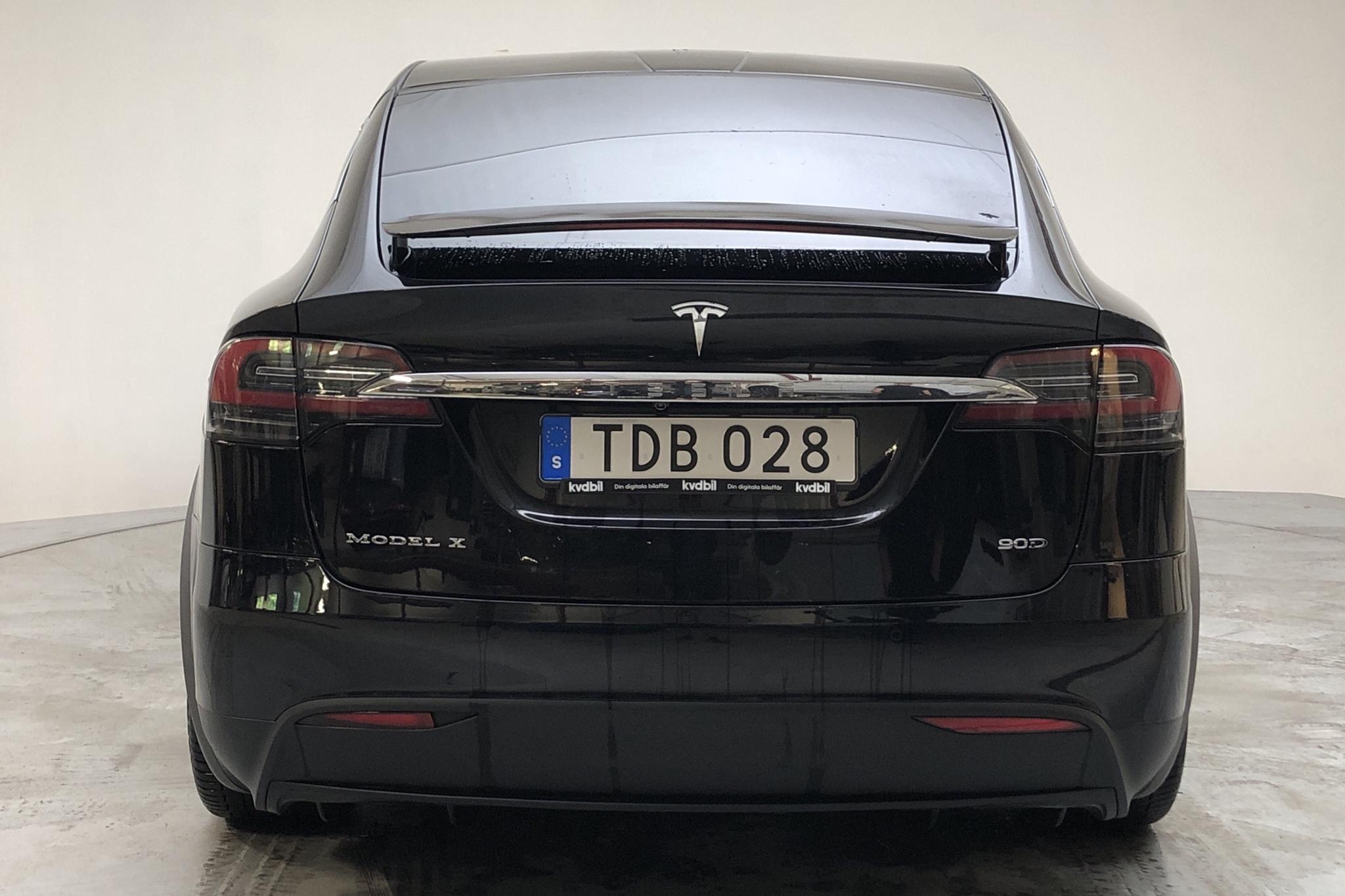 Tesla Model X 90D - 6 652 mil - Automat - svart - 2017