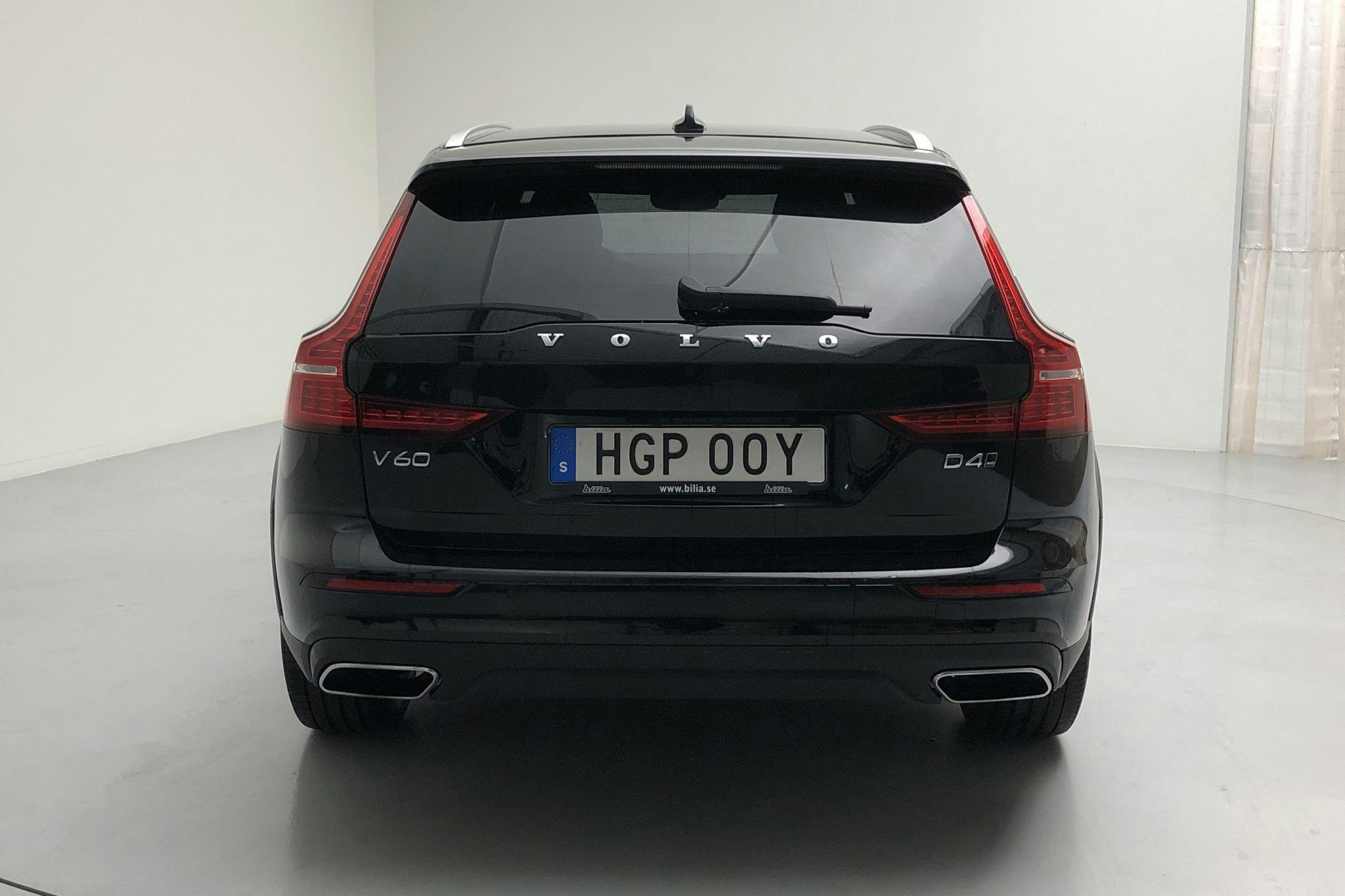 Volvo V60 D4 Cross Country AWD (190hk) - 16 231 mil - Automat - svart - 2020
