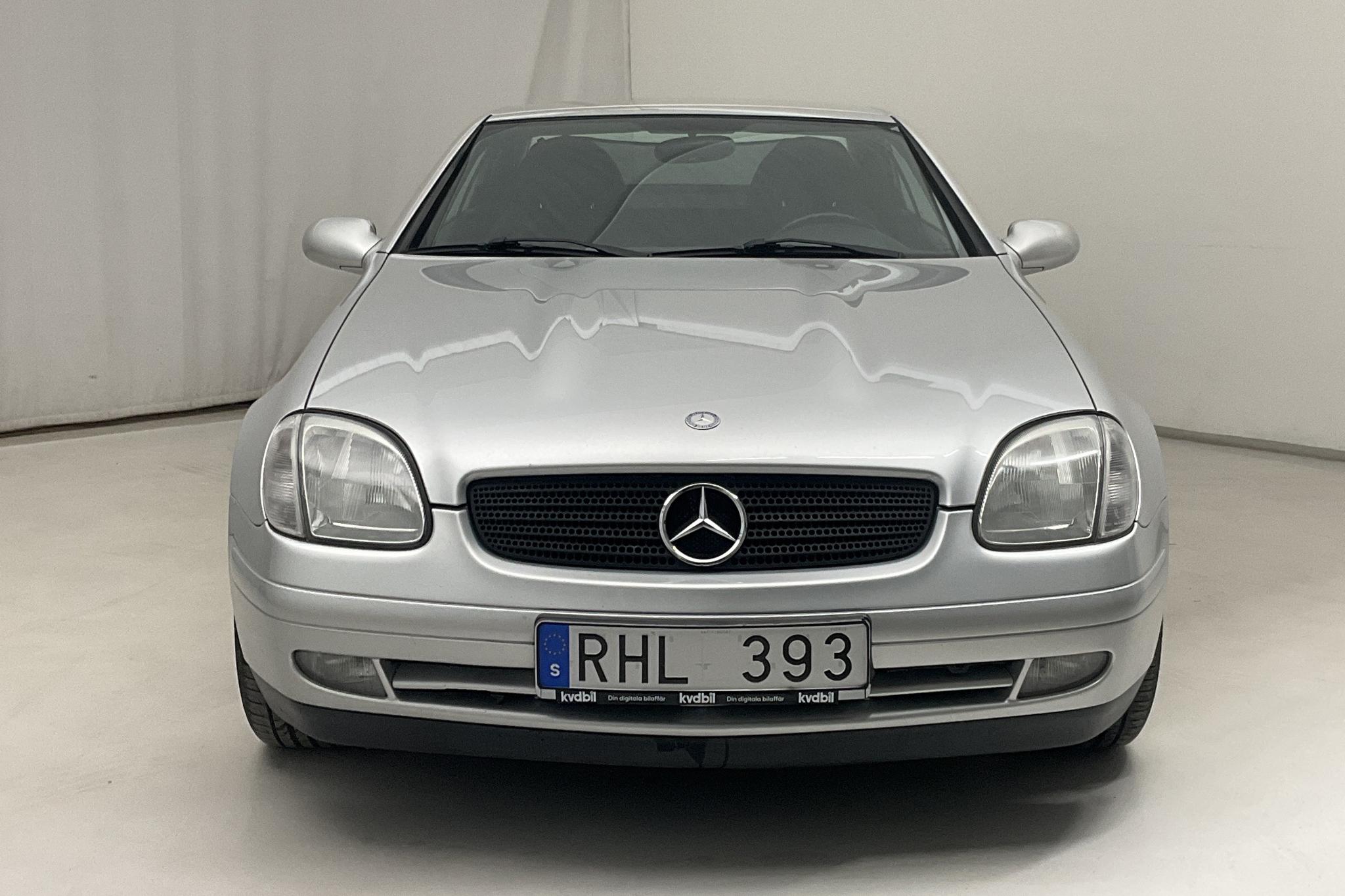 Mercedes SLK 230 Kompressor R170 (193hk) - 121 010 km - Automatic - Light Grey - 2000