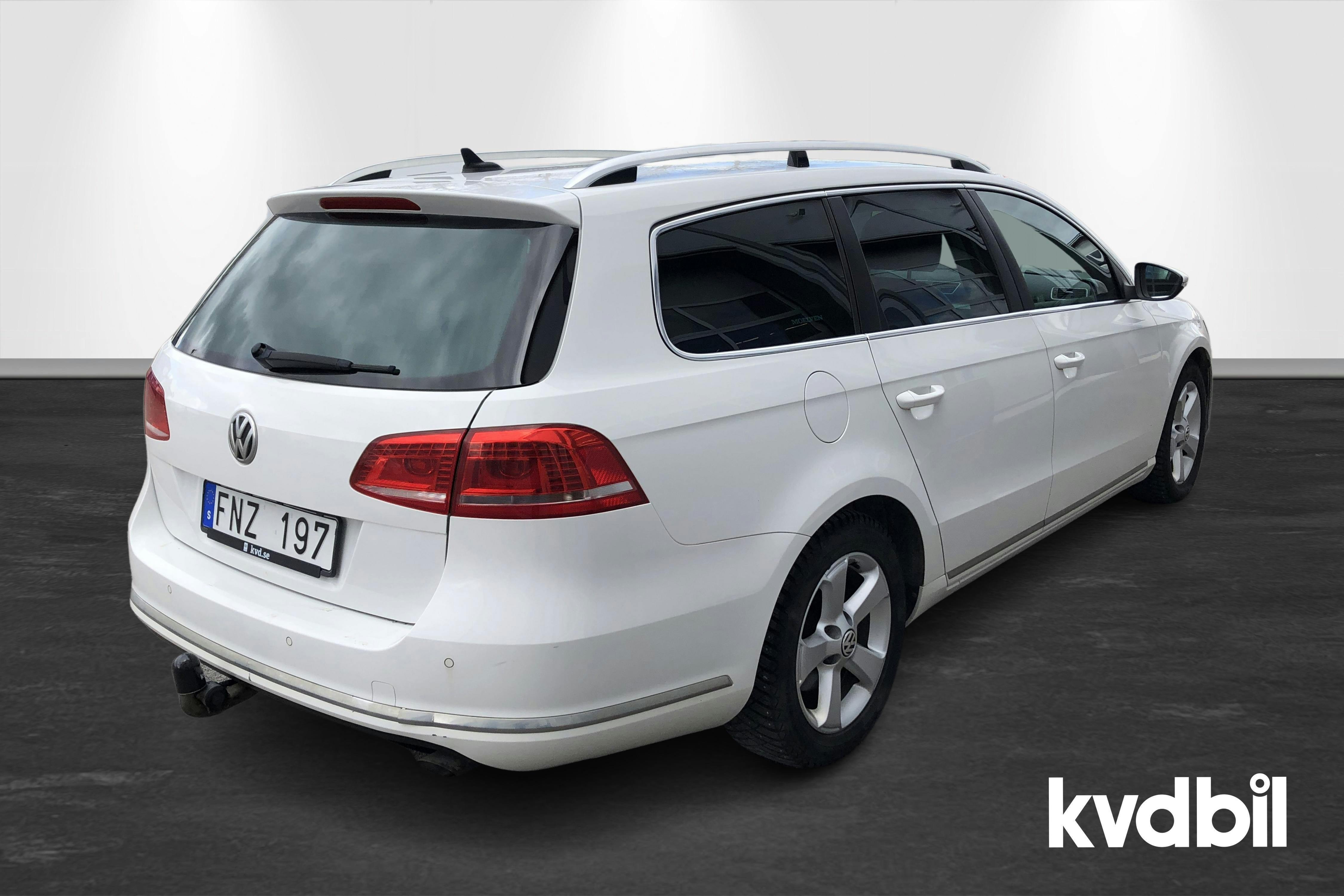 VW Passat 2.0 TDI BlueMotion Technology Variant 4Motion (170hk) - 201 900 km - Automatic - white - 2012