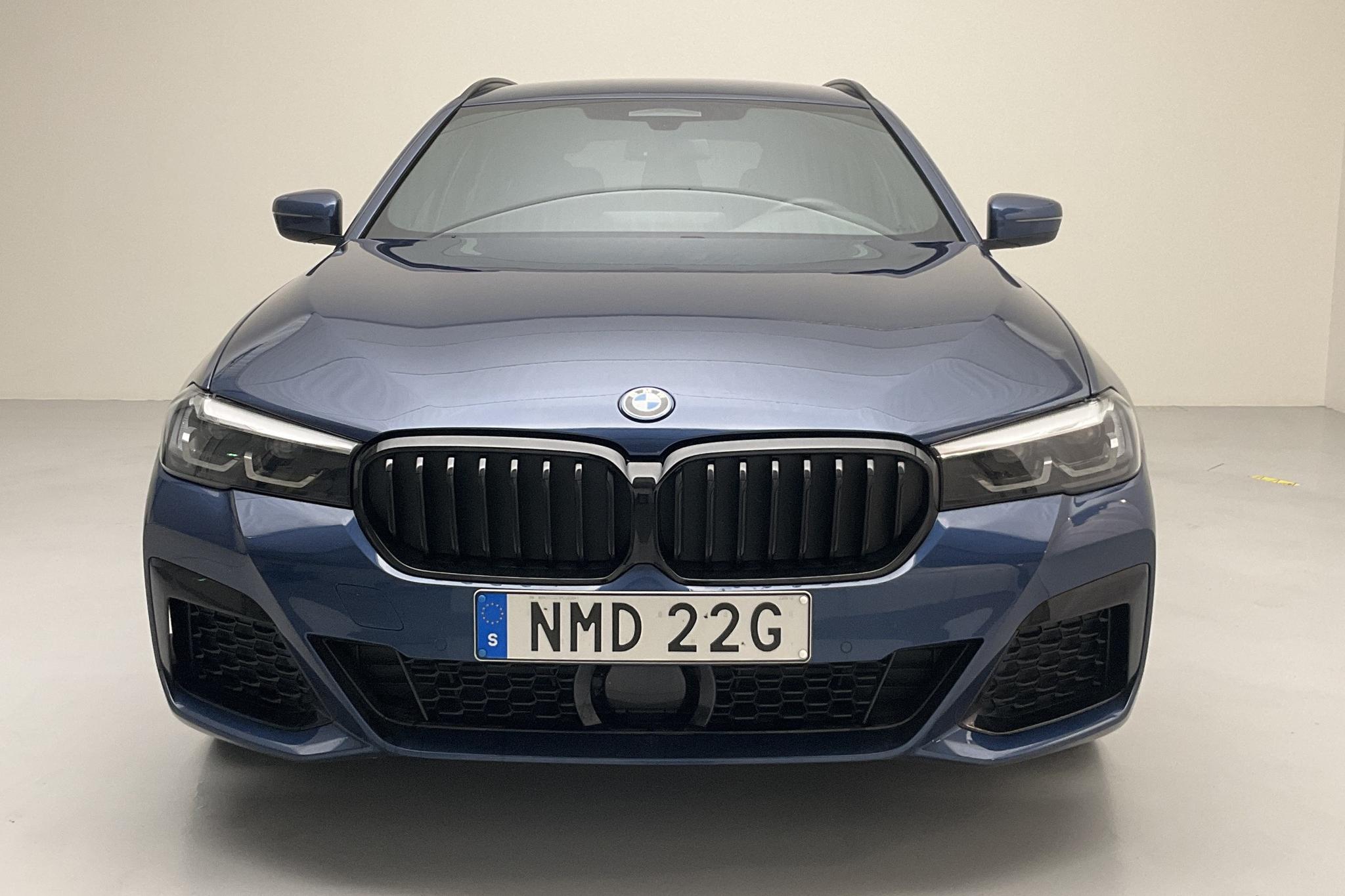 BMW 530e xDrive Touring, G31 12kWh LCI (292hk) - 11 950 km - Automatic - blue - 2023