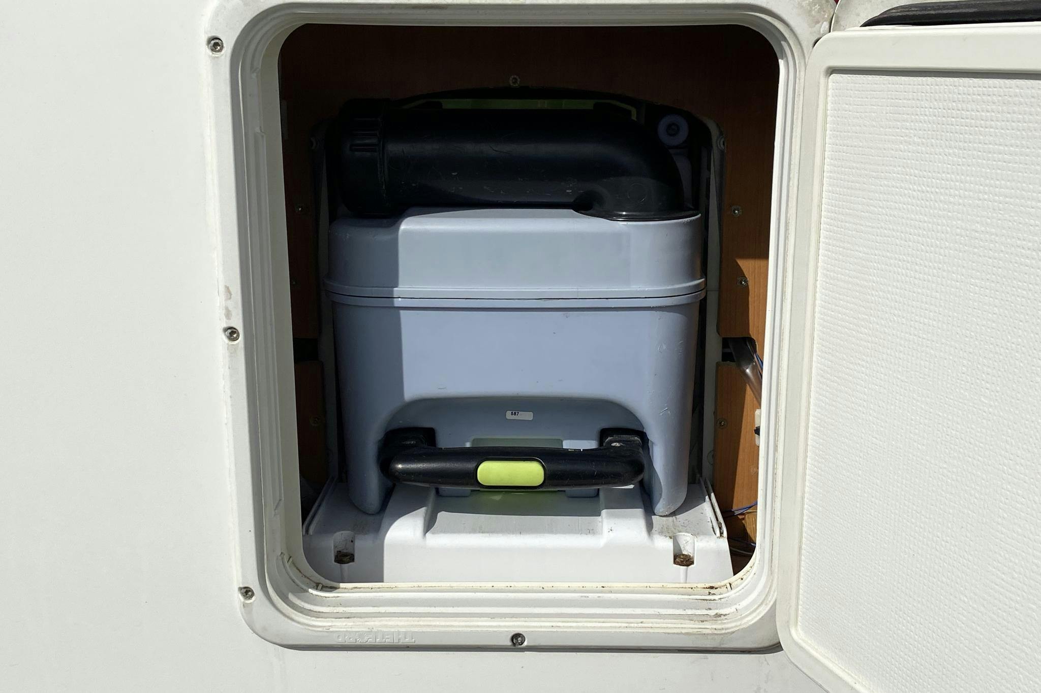 FIAT EURA MOBIL Intergra Husbil - 6 006 mil - Automat - vit - 2009