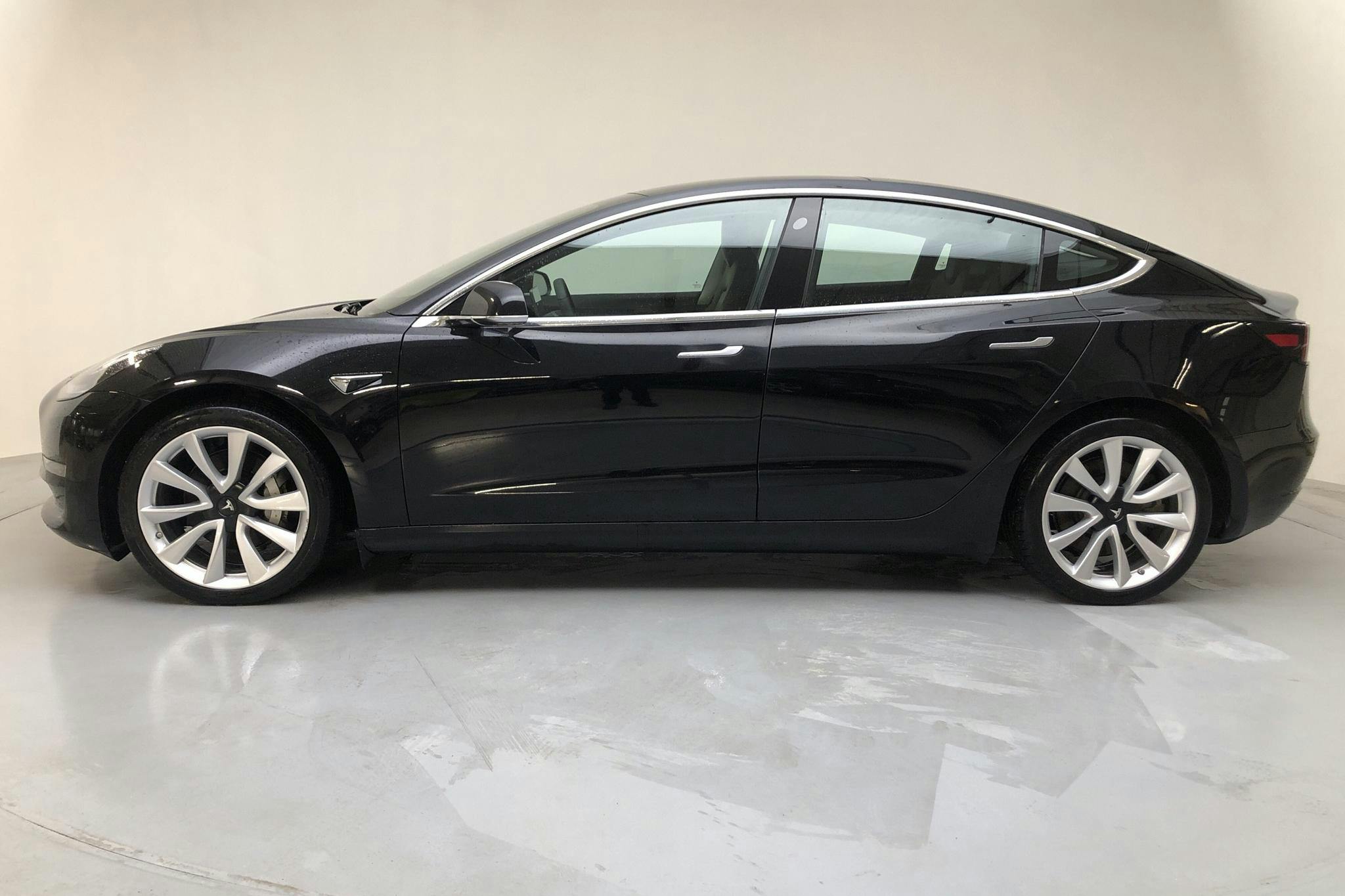 Tesla Model 3 Long Range Dual Motor AWD - 86 950 km - Automatic - black - 2020