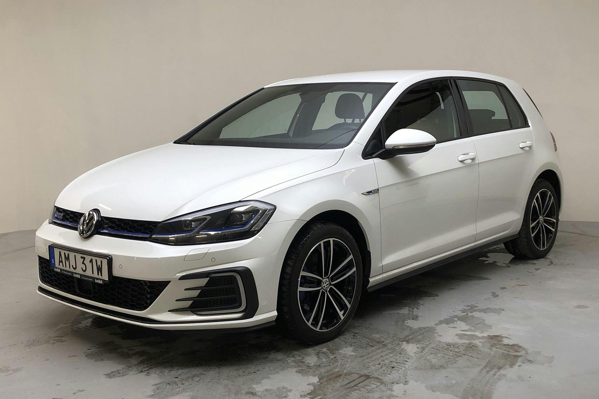 VW Golf VII GTE 5dr (204hk) - 69 290 km - Automatic - white - 2020