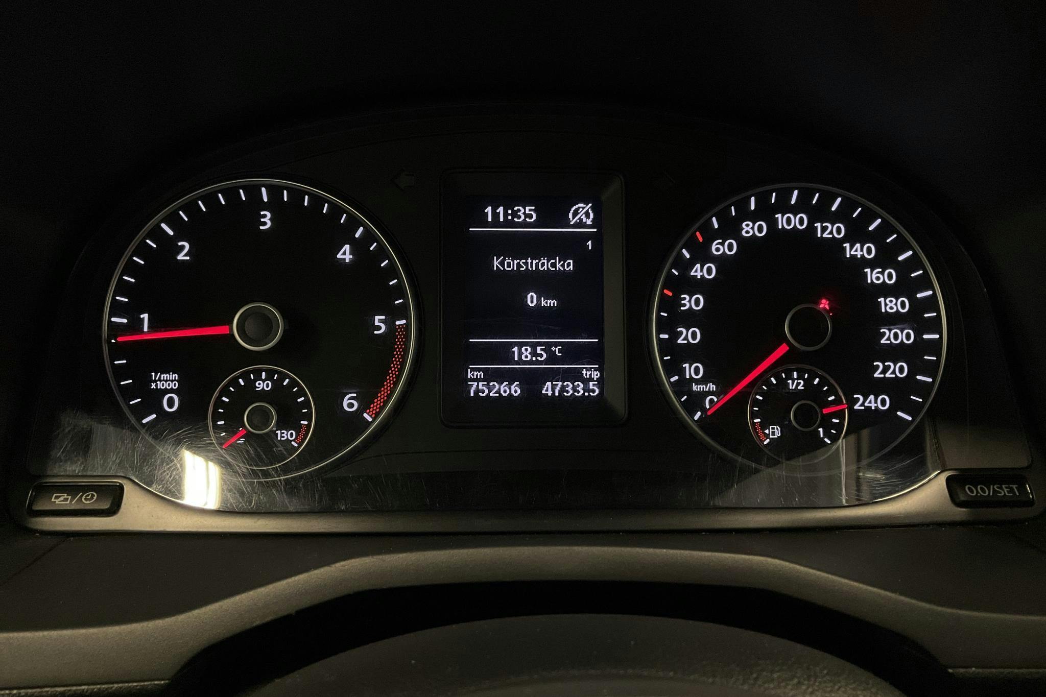 VW Caddy 2.0 TDI Skåp (102hk) - 75 260 km - Automatic - silver - 2019
